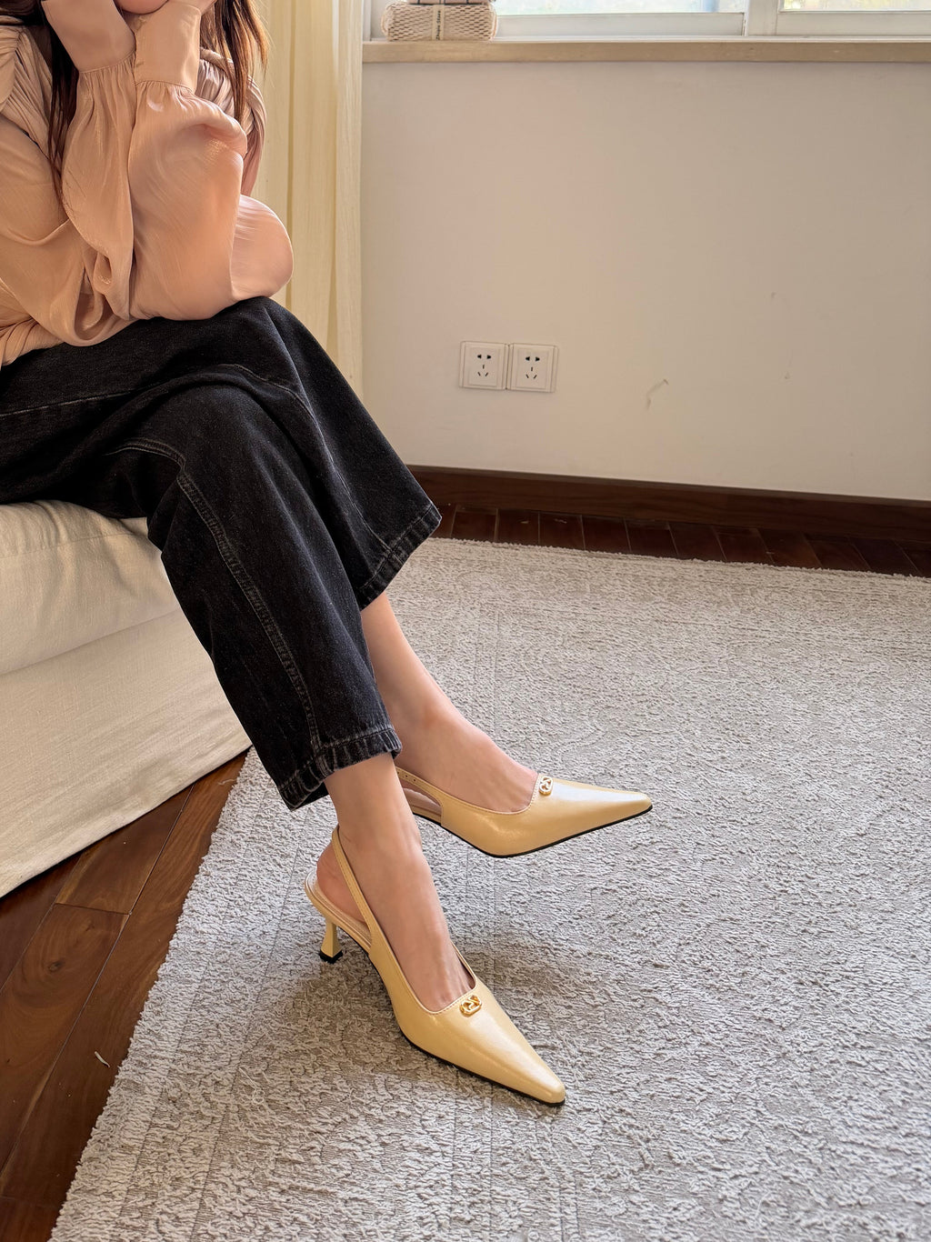 La mode Sharp Gold Icon Heels