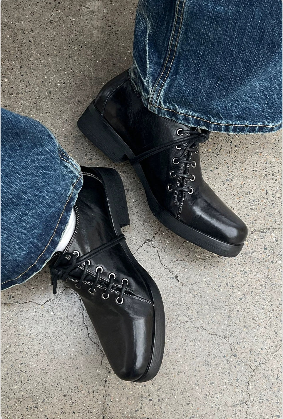 HANQIAORIJI Washed Horsehide Lace-Up Derby