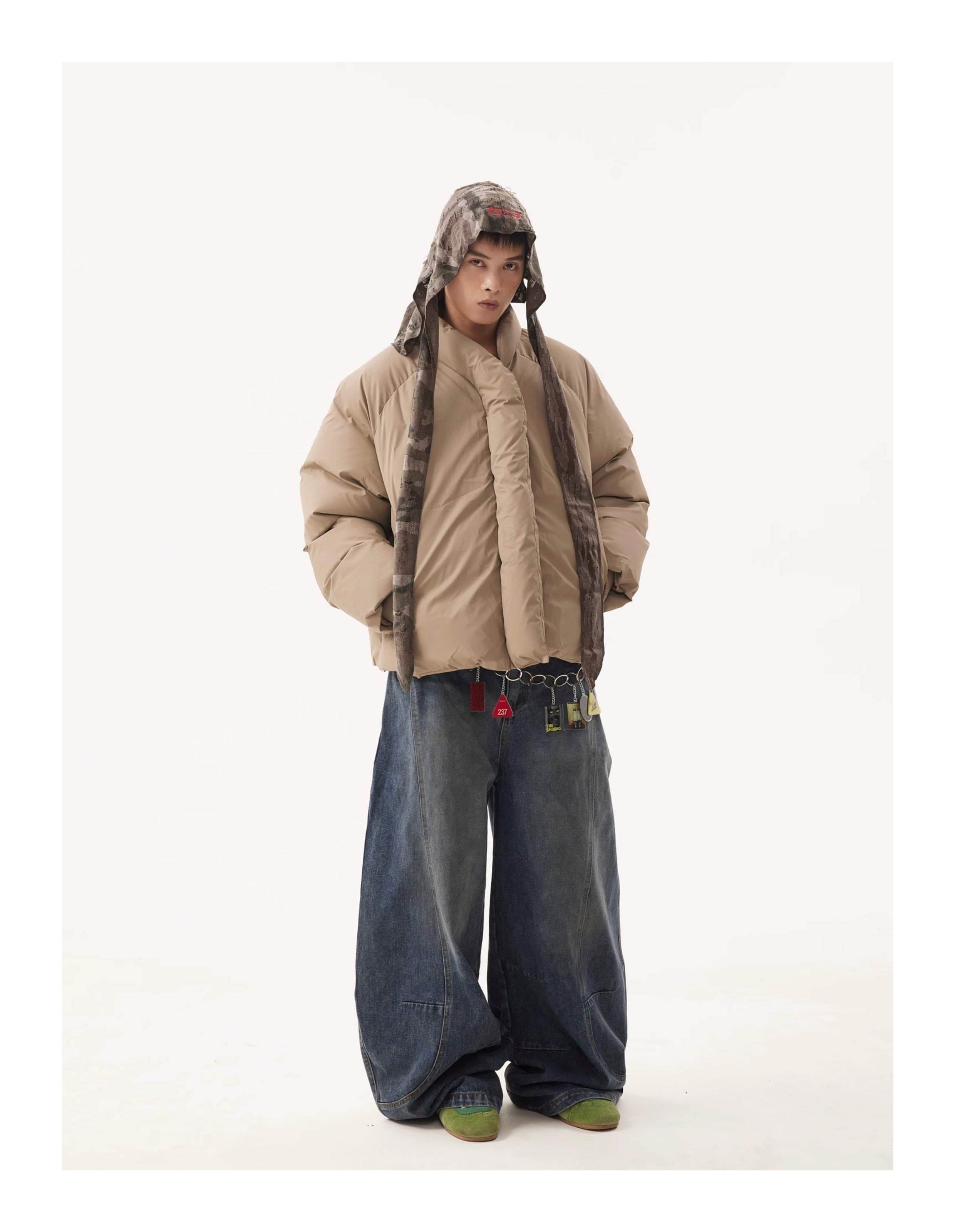 “Clearance”BTSG Wide-leg scimitar jeans