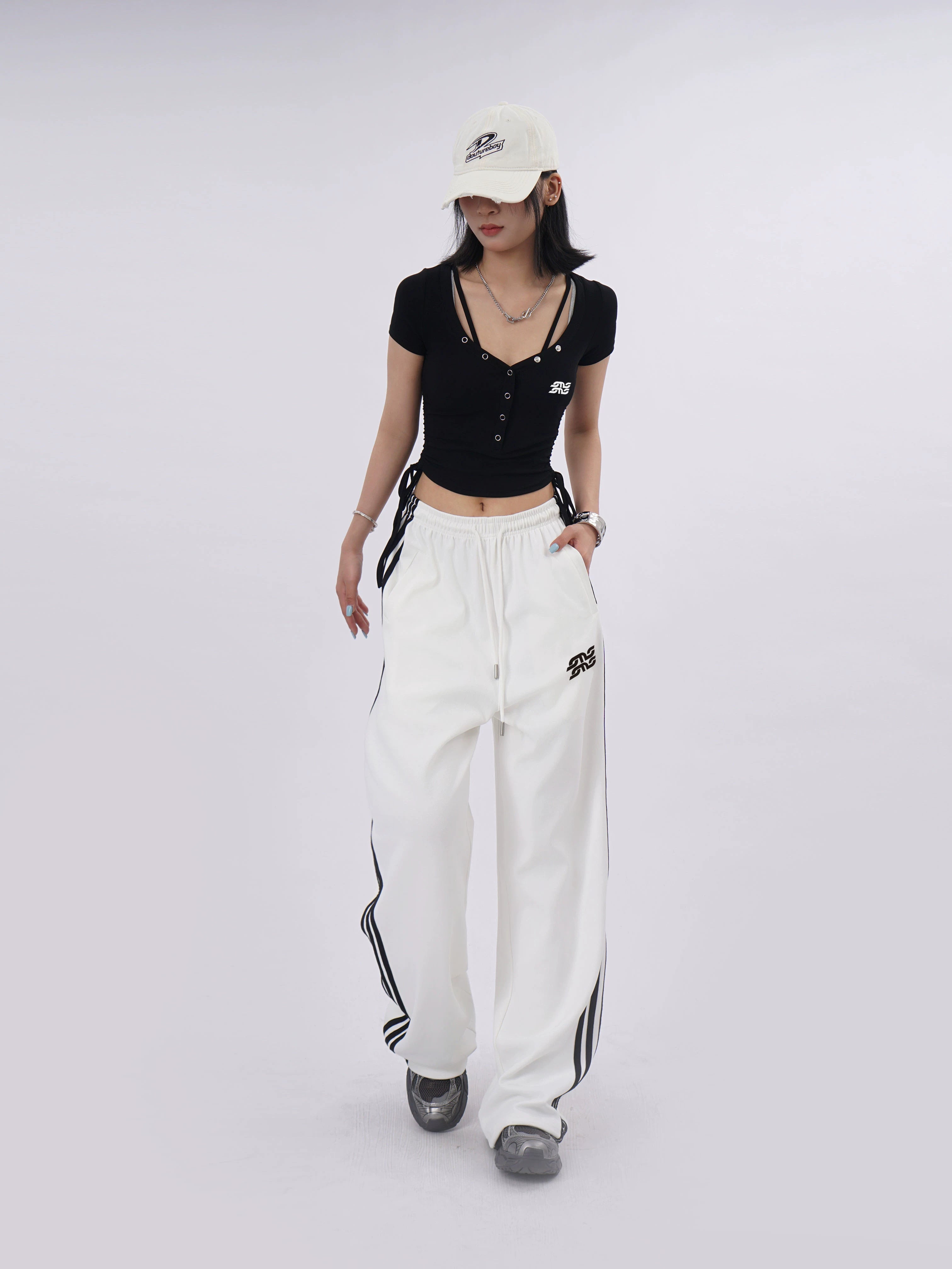 SAMUSAN Embroidered Three-bar Drawstring Slim Slacks