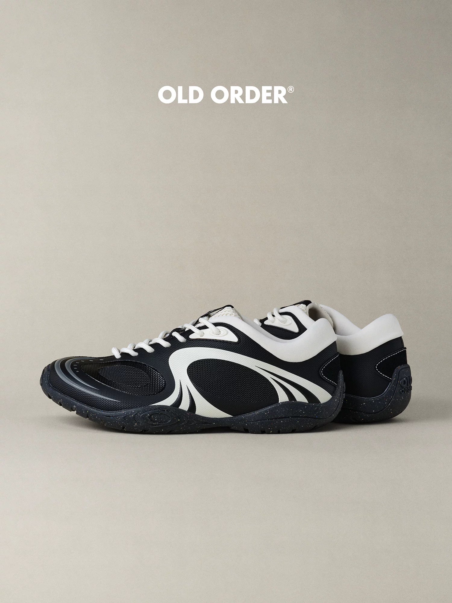 OLD ORDER Obsidian Breathable Running Sneaker