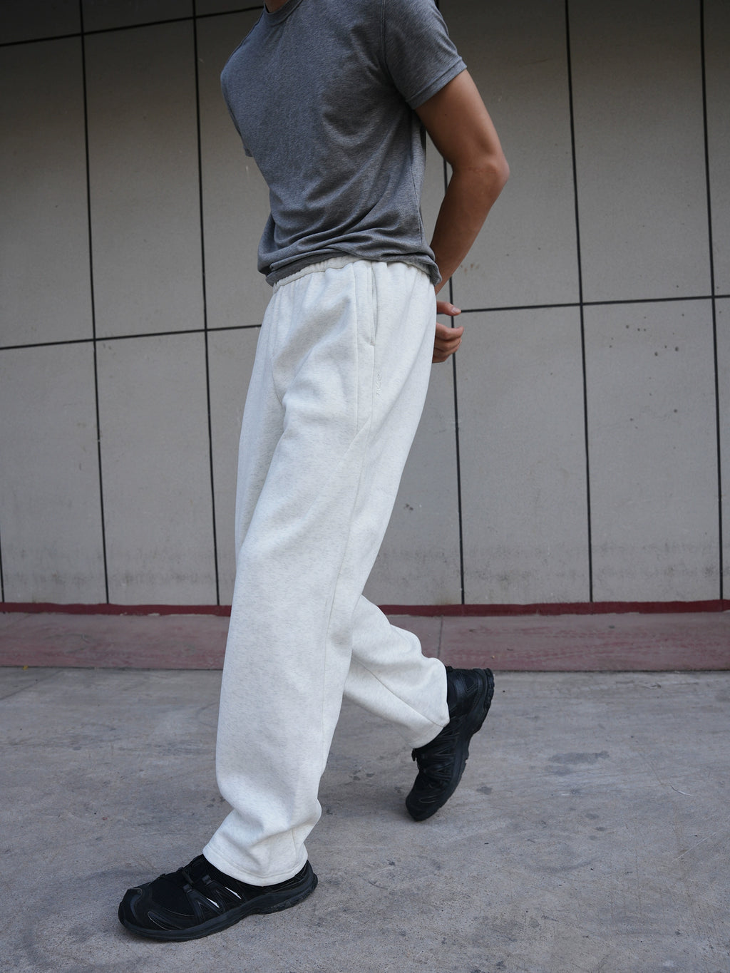 GTAL Thick Drawstring Straight Embroidered Sweatpants