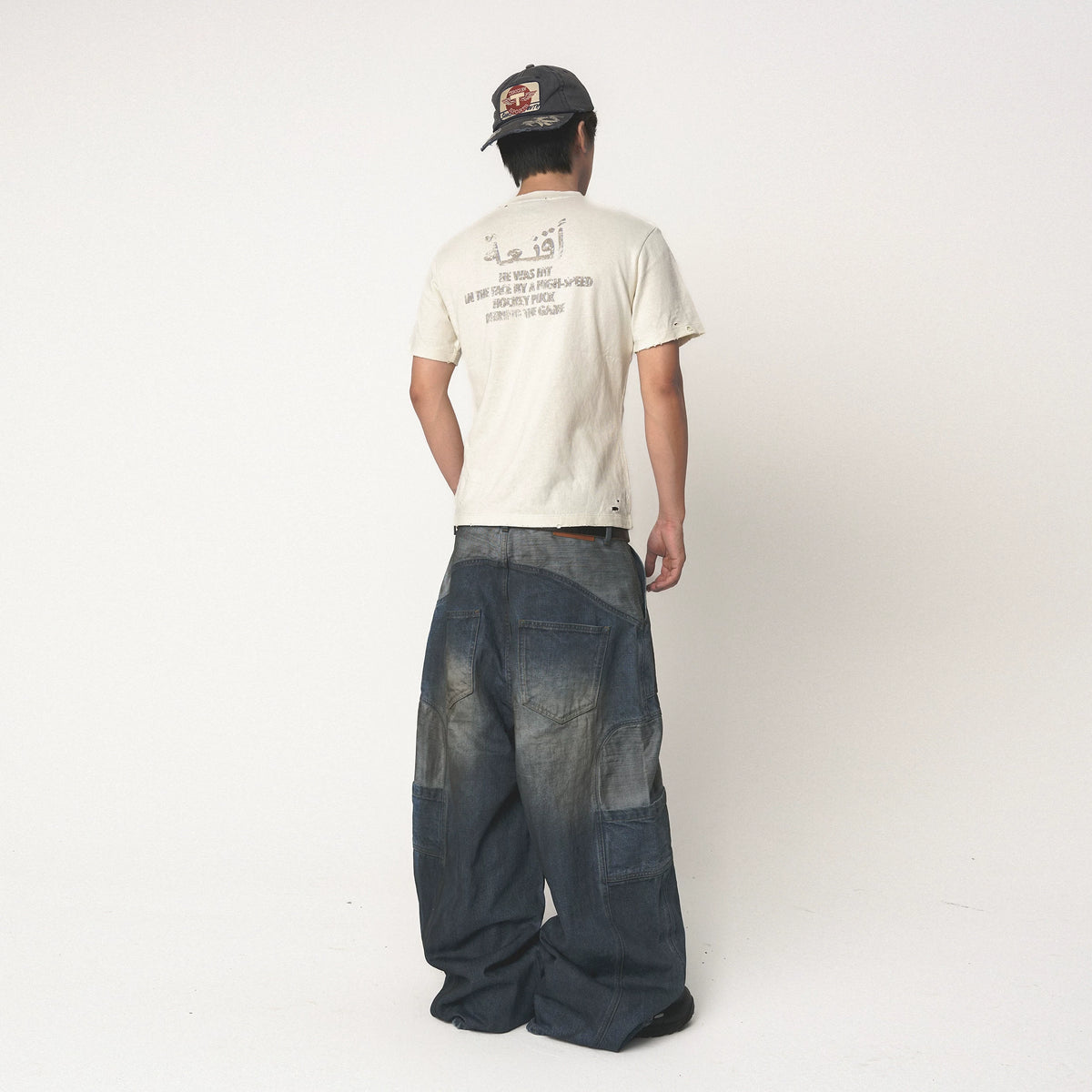 TH90 CREW Hockey Mask Distressed Slim Fit Tee