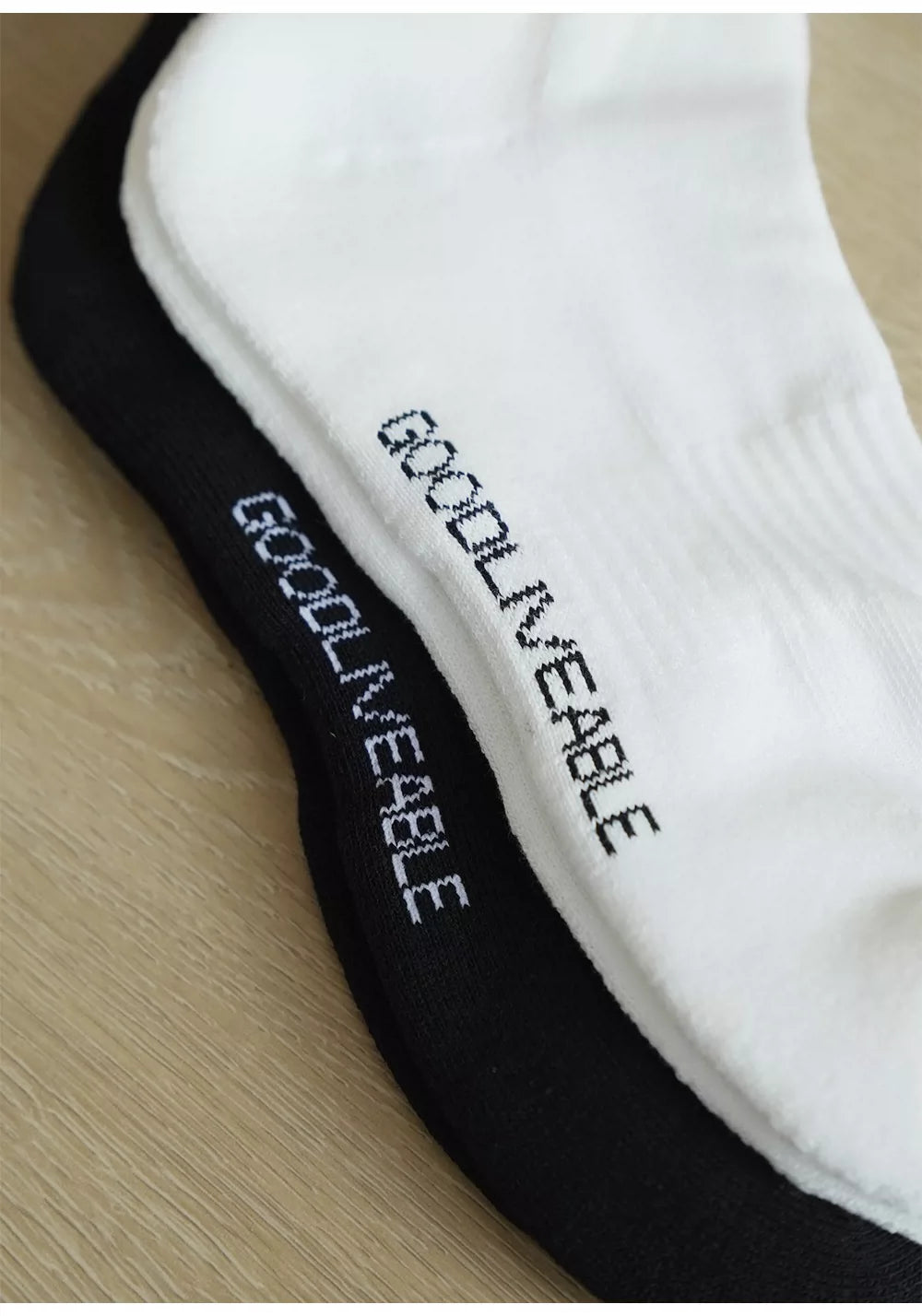 GOODLIVEABLE Jacquard Simple Medium Stockings
