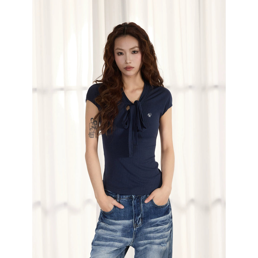 ANTSSTNA American Retro Bow-Tie V-Neck Cropped T-Shirt