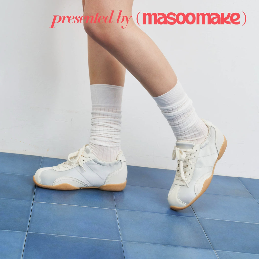 MASOOMAKE Lace-Up Round-Toe Training Sneaker