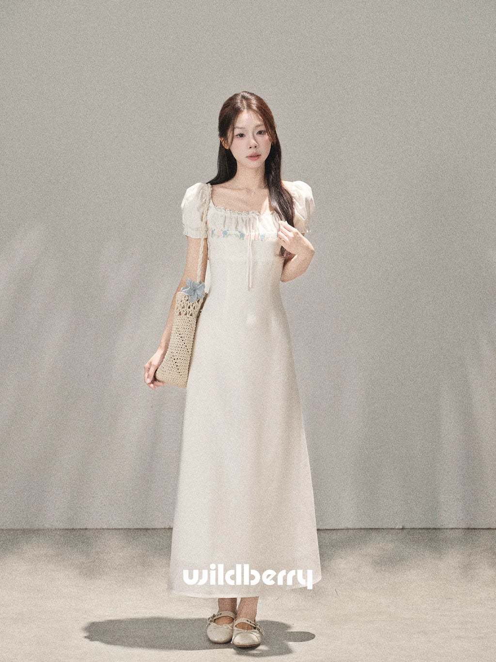 Wildberry Waist Thin Versatile Dress