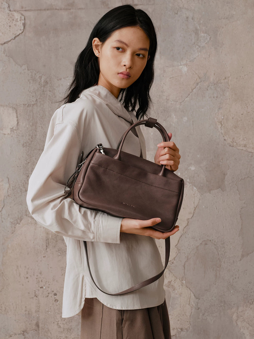 AVALEA Vintage Handheld Shoulder Bag