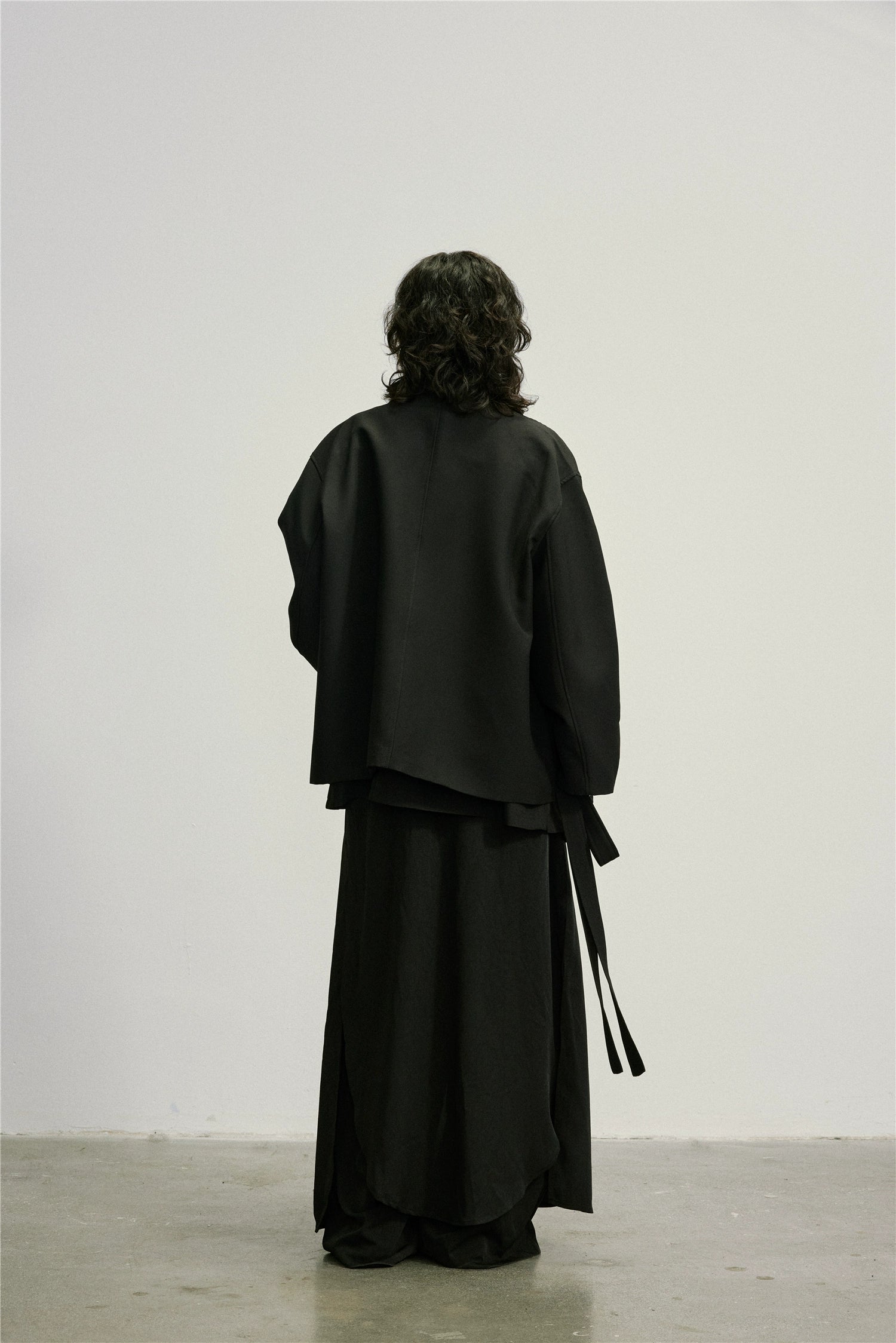 SUNYVONNE Minimalist Lapel Double-breasted Short Jacket