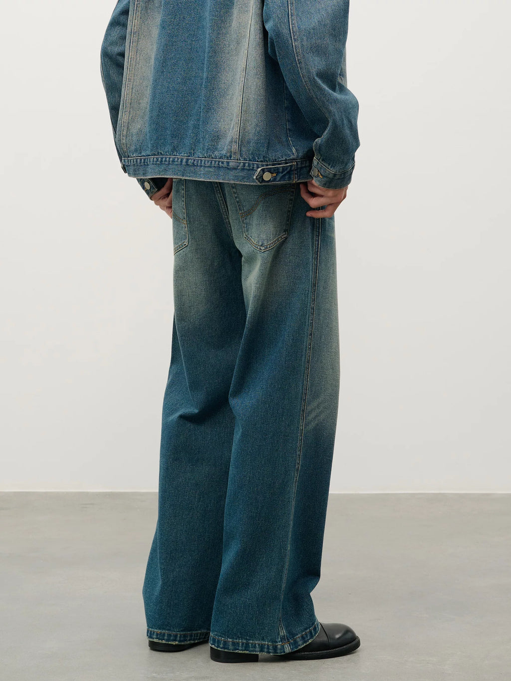 DIMC Distressed Straight-Leg Slim Fit Jeans