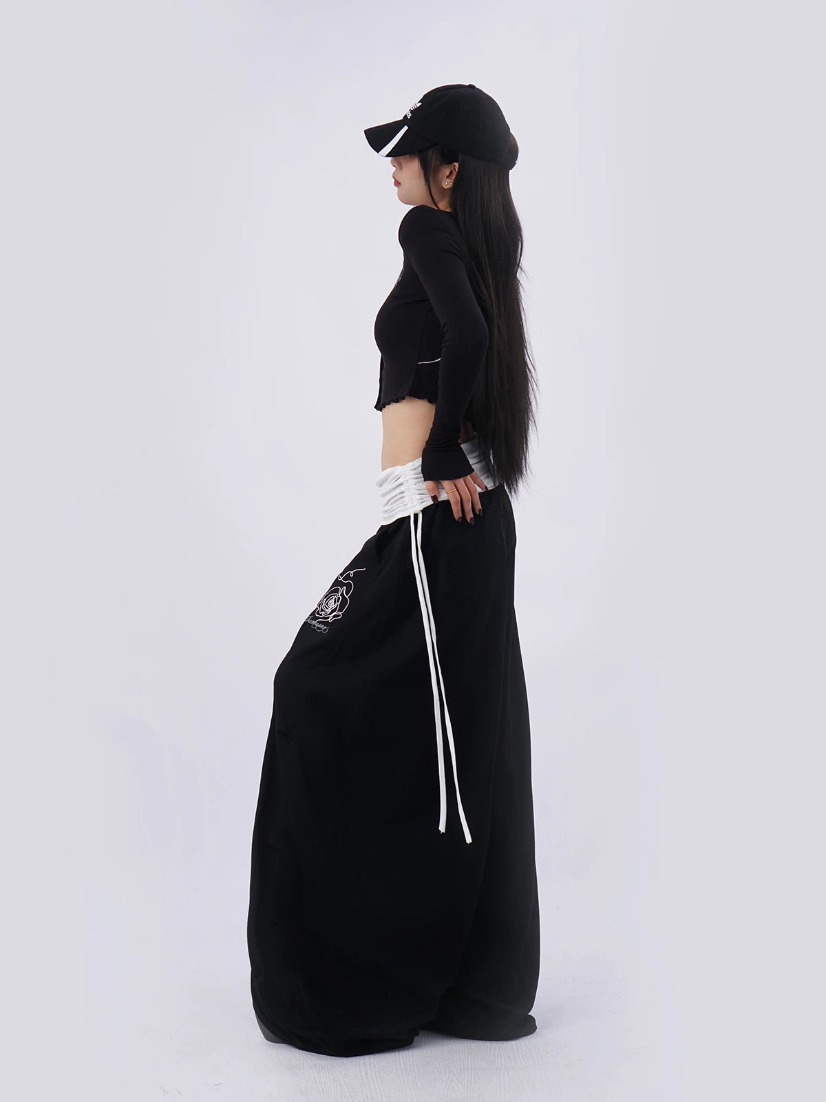 SAMUSAN Casual Rose Embroidered Sports Suit