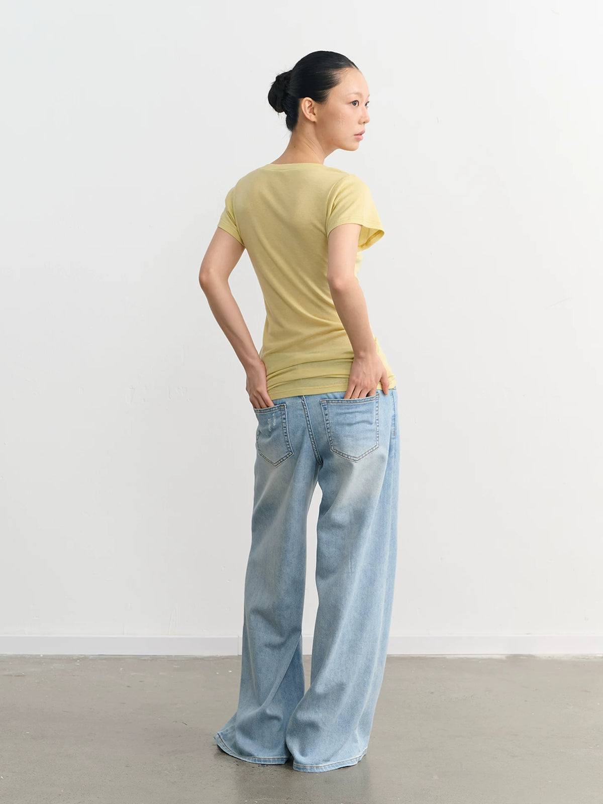 LINY LIBERTY Relaxed U-Neck 77% Lyocell Tee