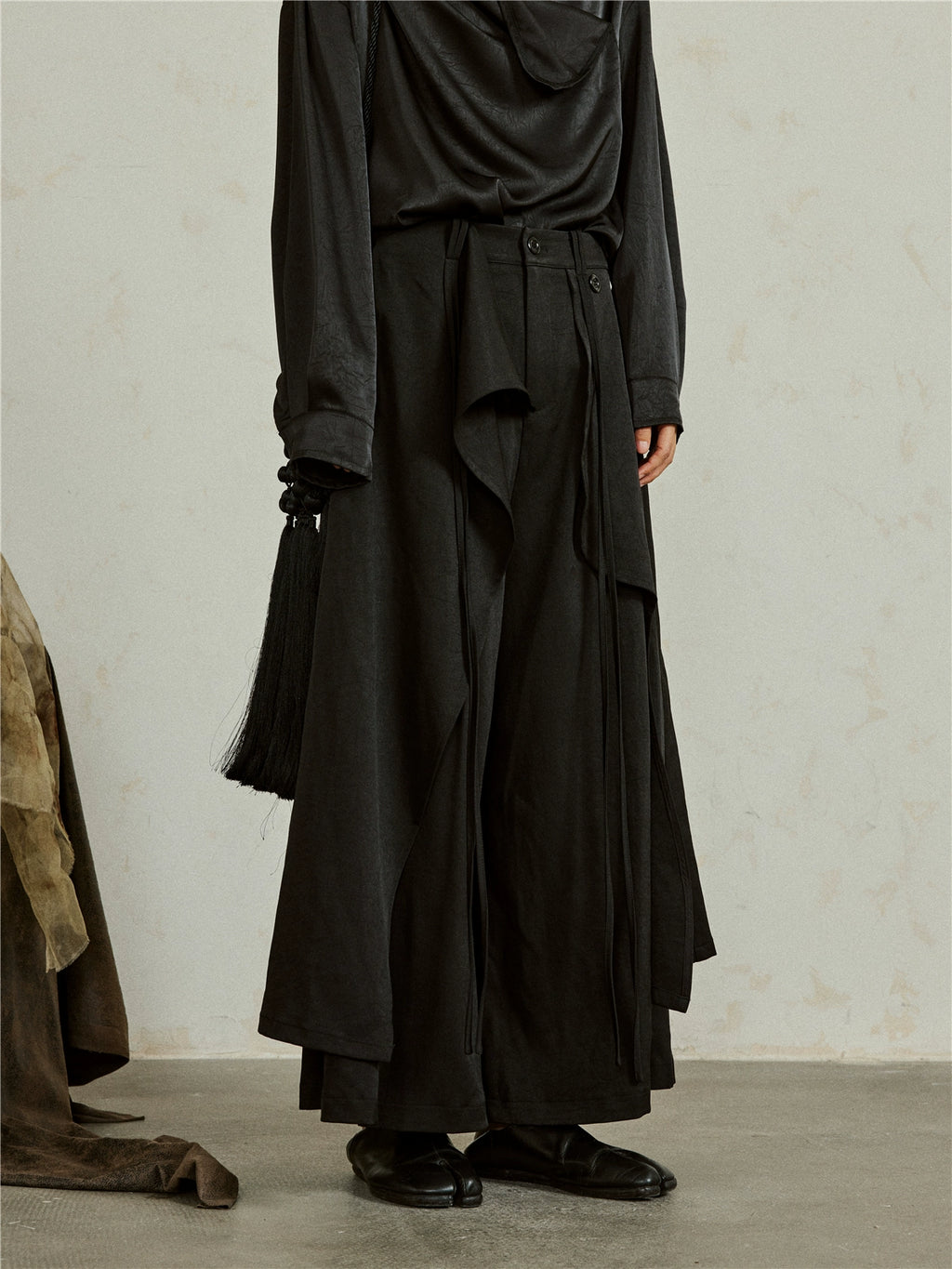 SUNYVONNE Irregular Loose and Elegant Trouser Skirt