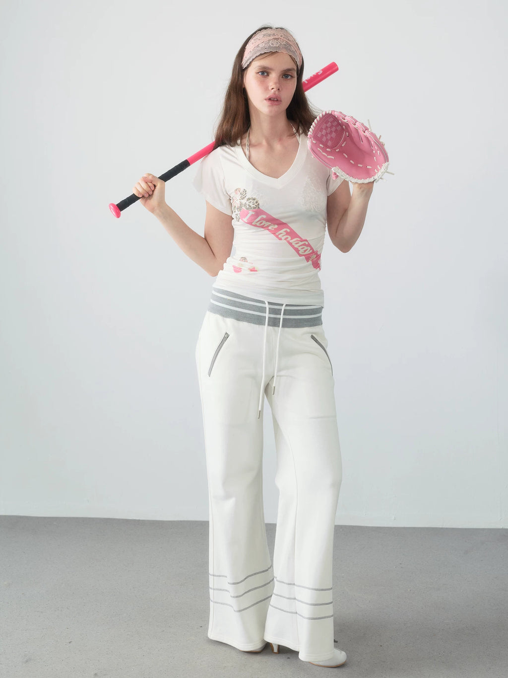 Yawhat Ribbon Print V-Neck Cinched Flutter Tee