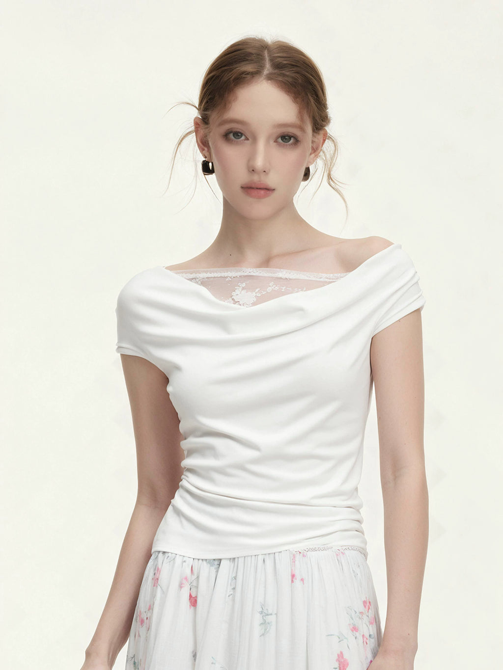 SURE ENOUGH White Lace-Trimmed Off-Shoulder Moisture-Wicking Top