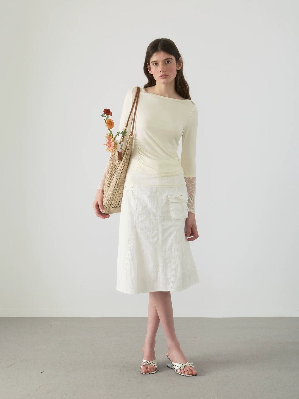 Yawhat Lace Trim Shirred Asymmetric Long-Sleeve Tee