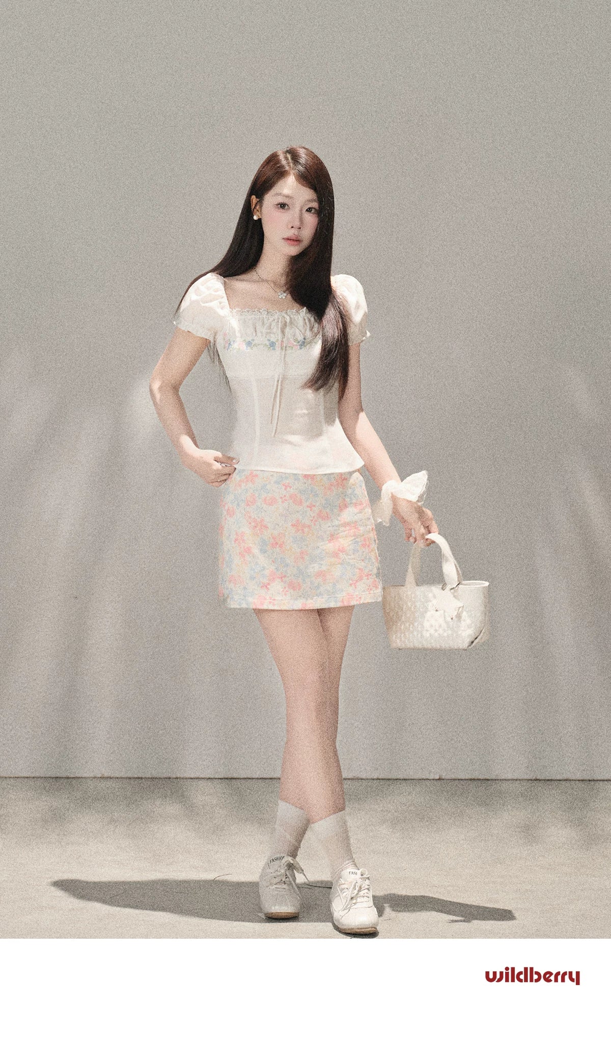 Wildberry Waist Thin Versatile Dress