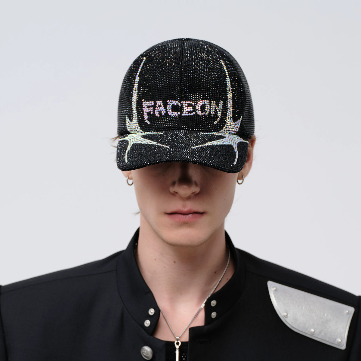 FACEON LAB Rhinestone-Studded Black Baseball Cap