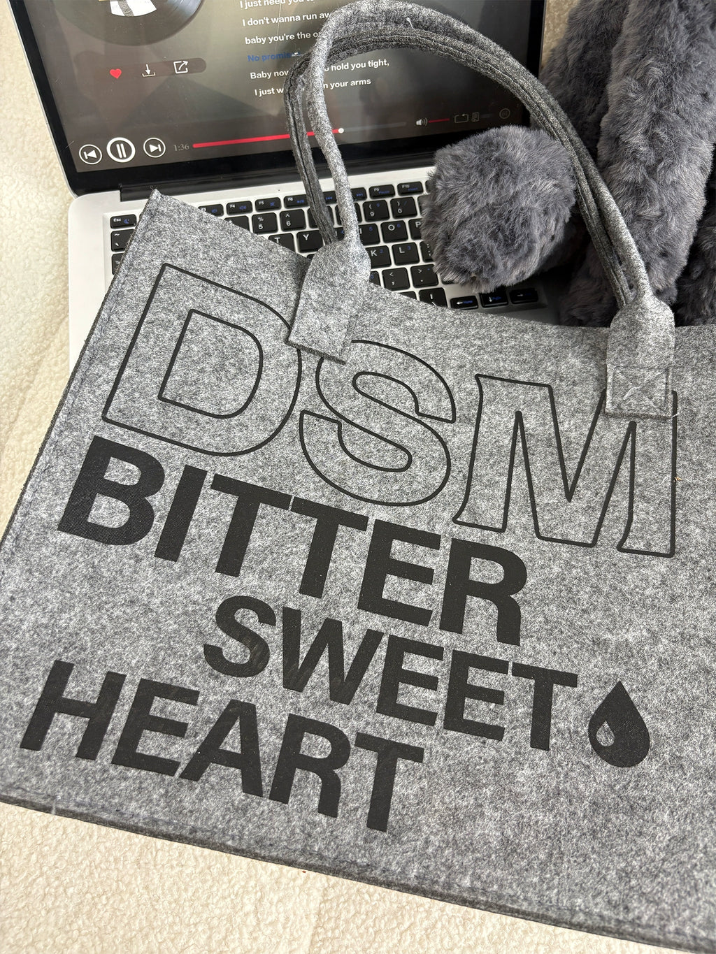 DONSMOKE Felt Temperament Hand Bag
