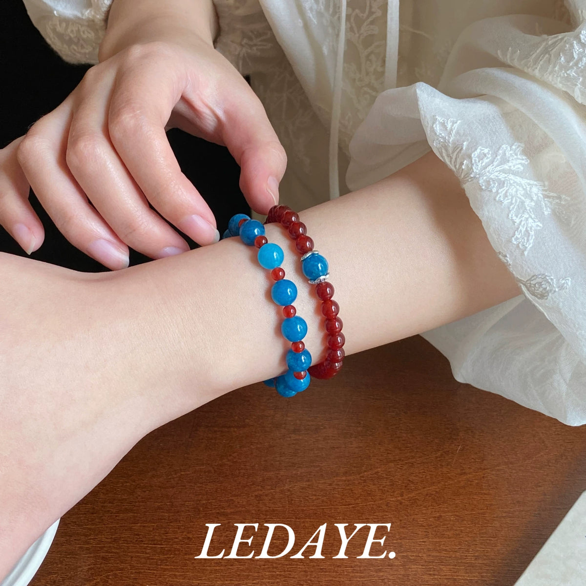 LIDAYE Red Agate Layered Bracelet