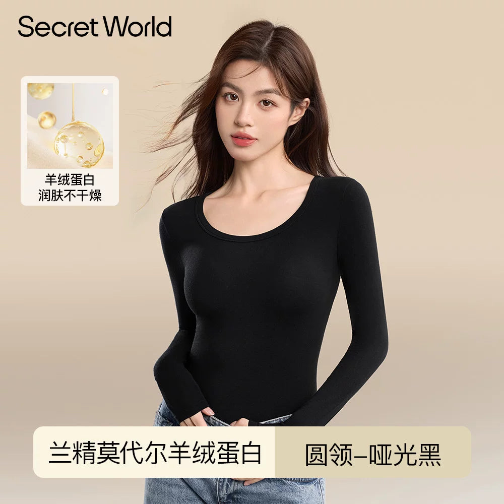 Secret World Semi-turtleneck Slim Sleeve