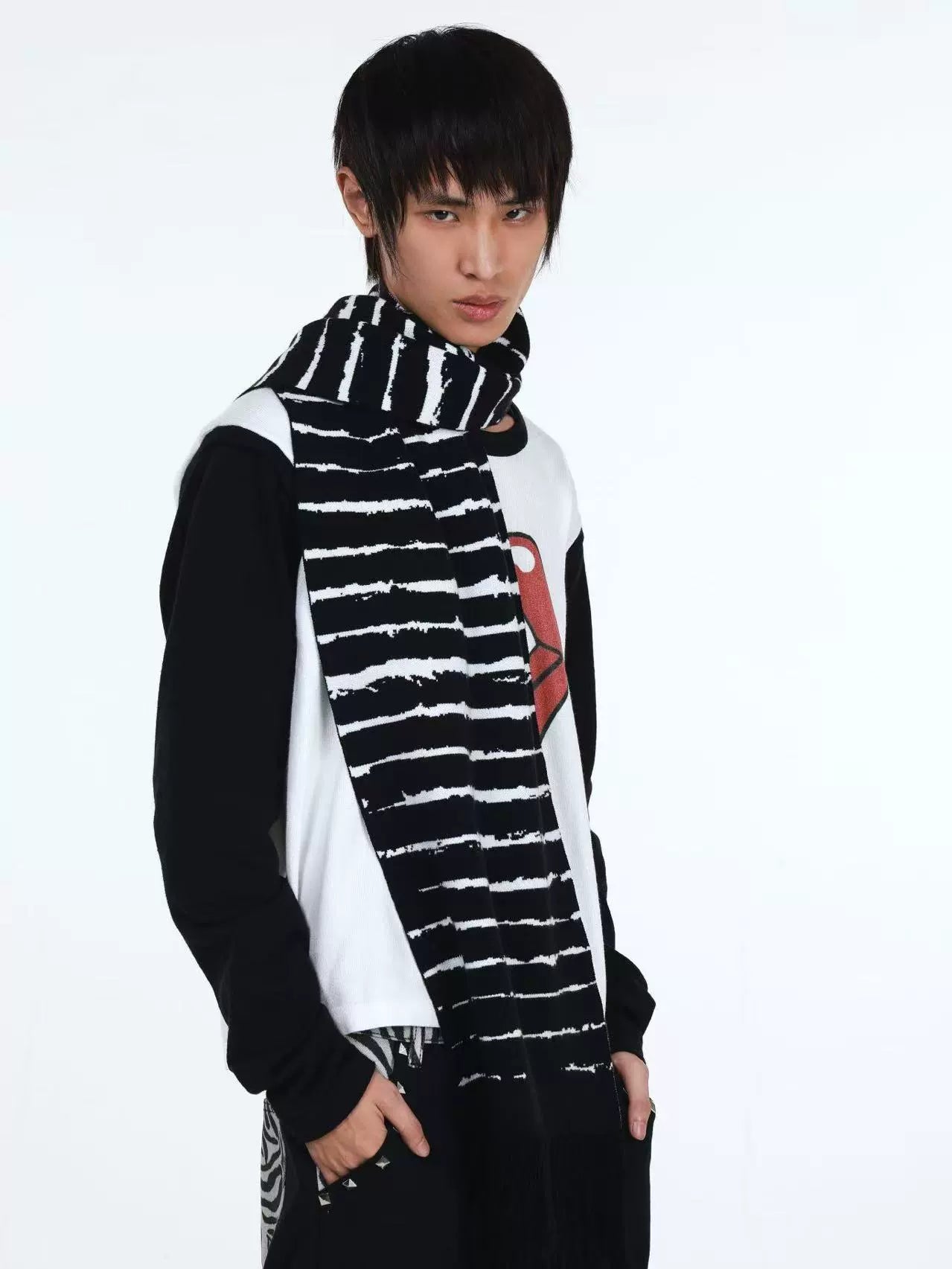 DETW Striped Knitted Fringed Scarf Scarf