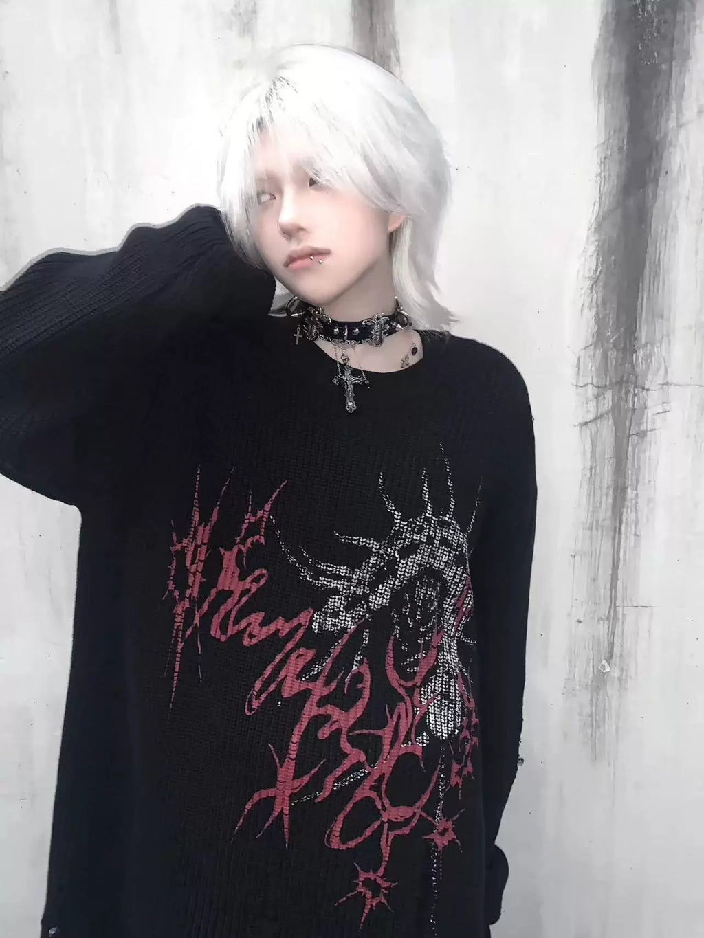 Wetbody Pullover Hole Loose Neutral Sweater