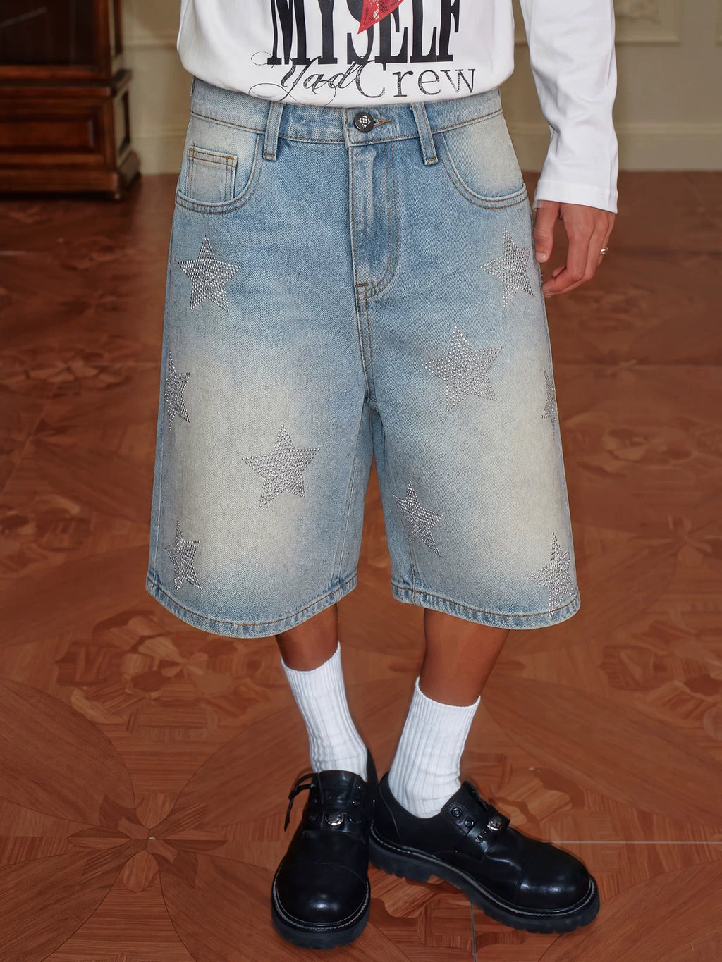 YADcrew Rhinestone Star Washed Loose Denim Shorts