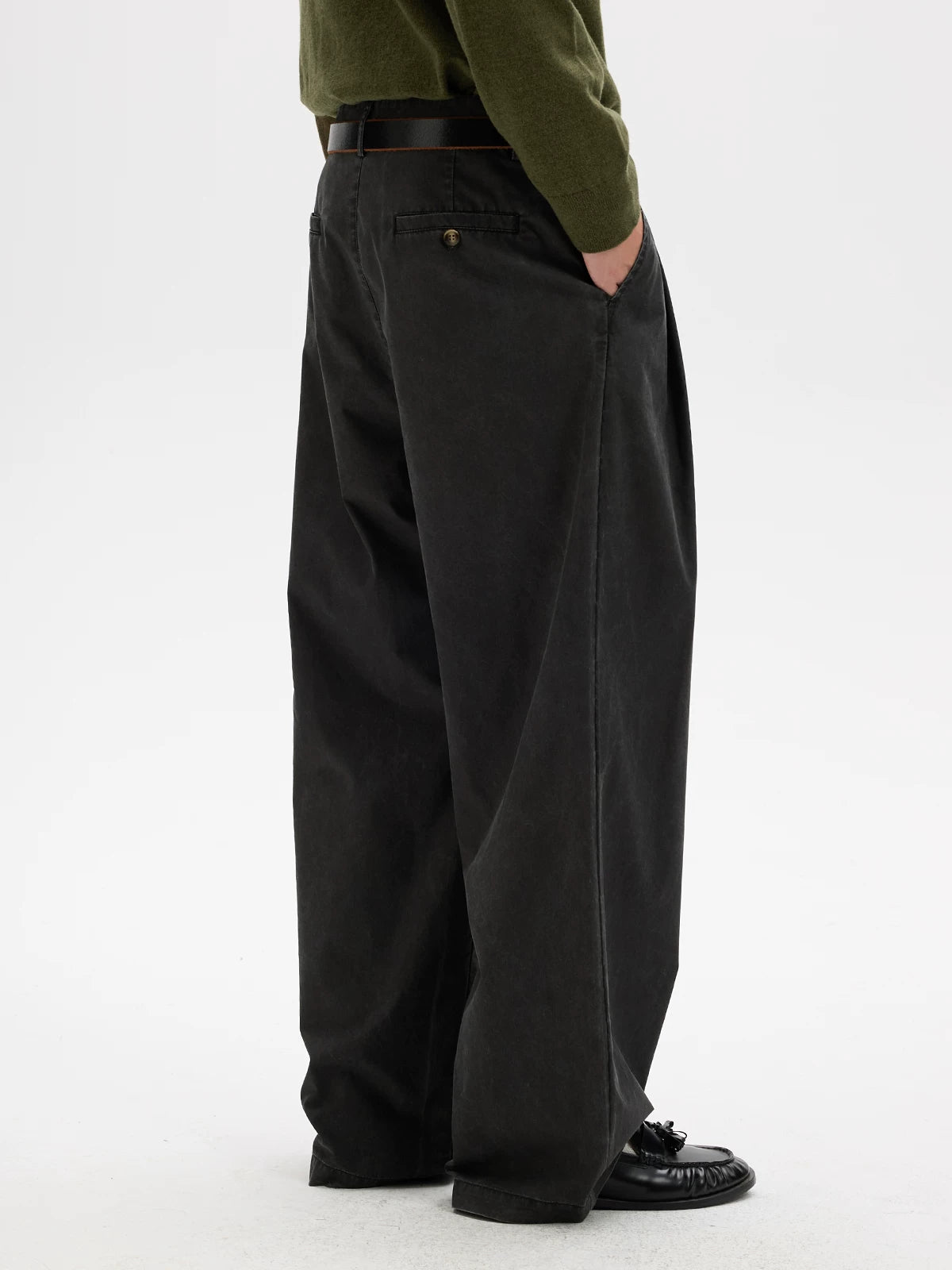 BUTTBILL Relaxed Pleated Straight-Leg Cotton Trousers