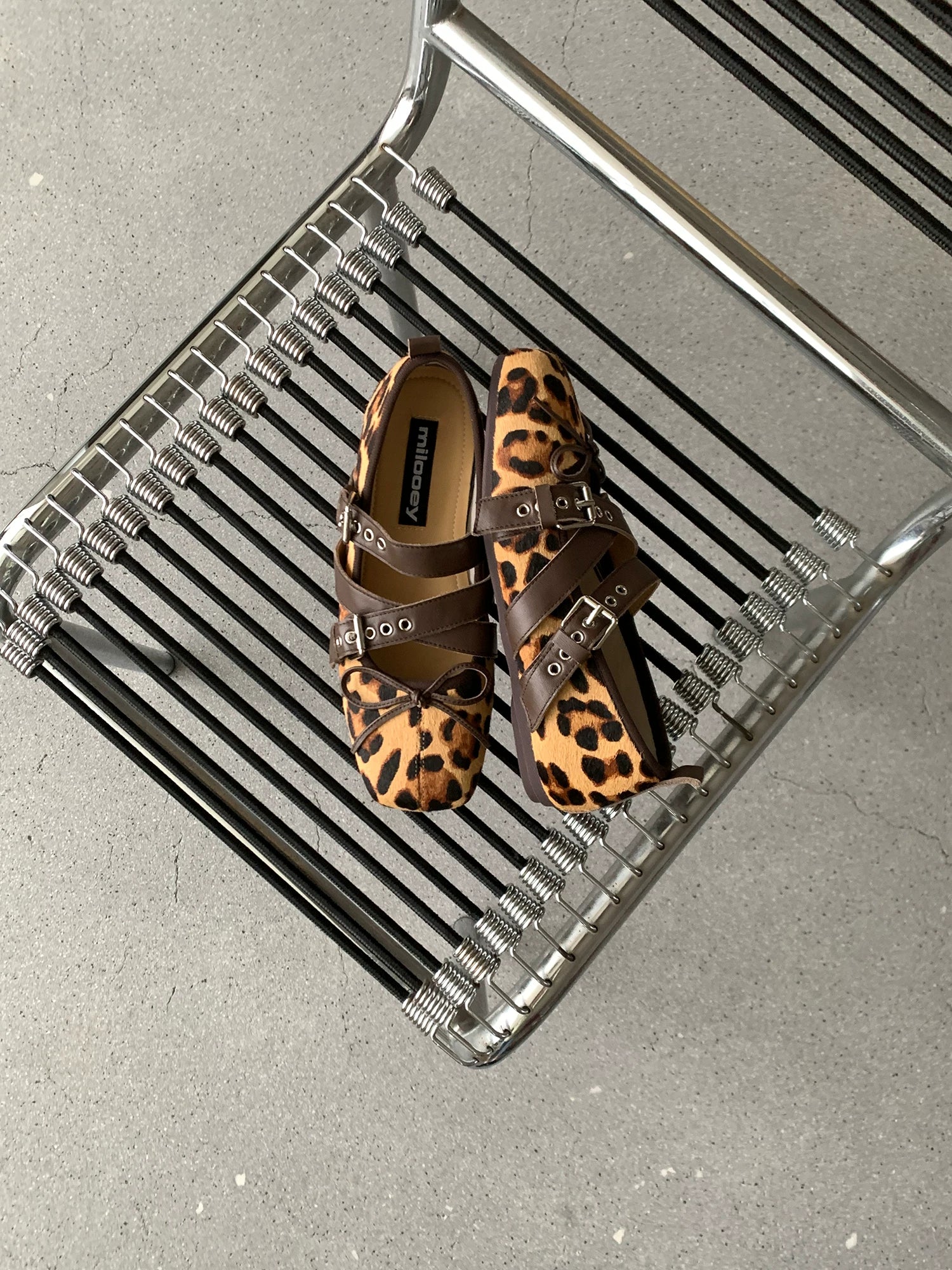 MILOOEY Leather Bow Mary Jane Flats
