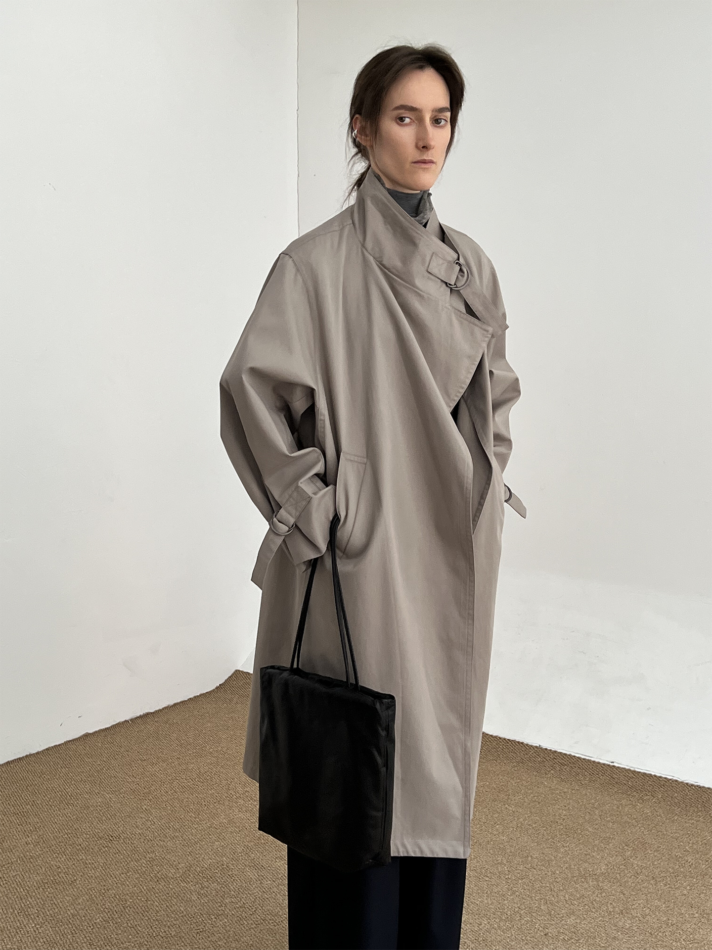 COLN Premium Buckle-free Loose Trench Coat