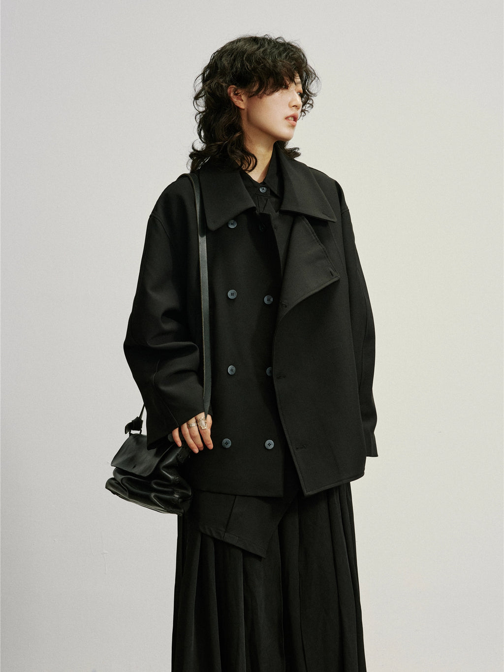 SUNYVONNE Minimalist Lapel Double-breasted Short Jacket