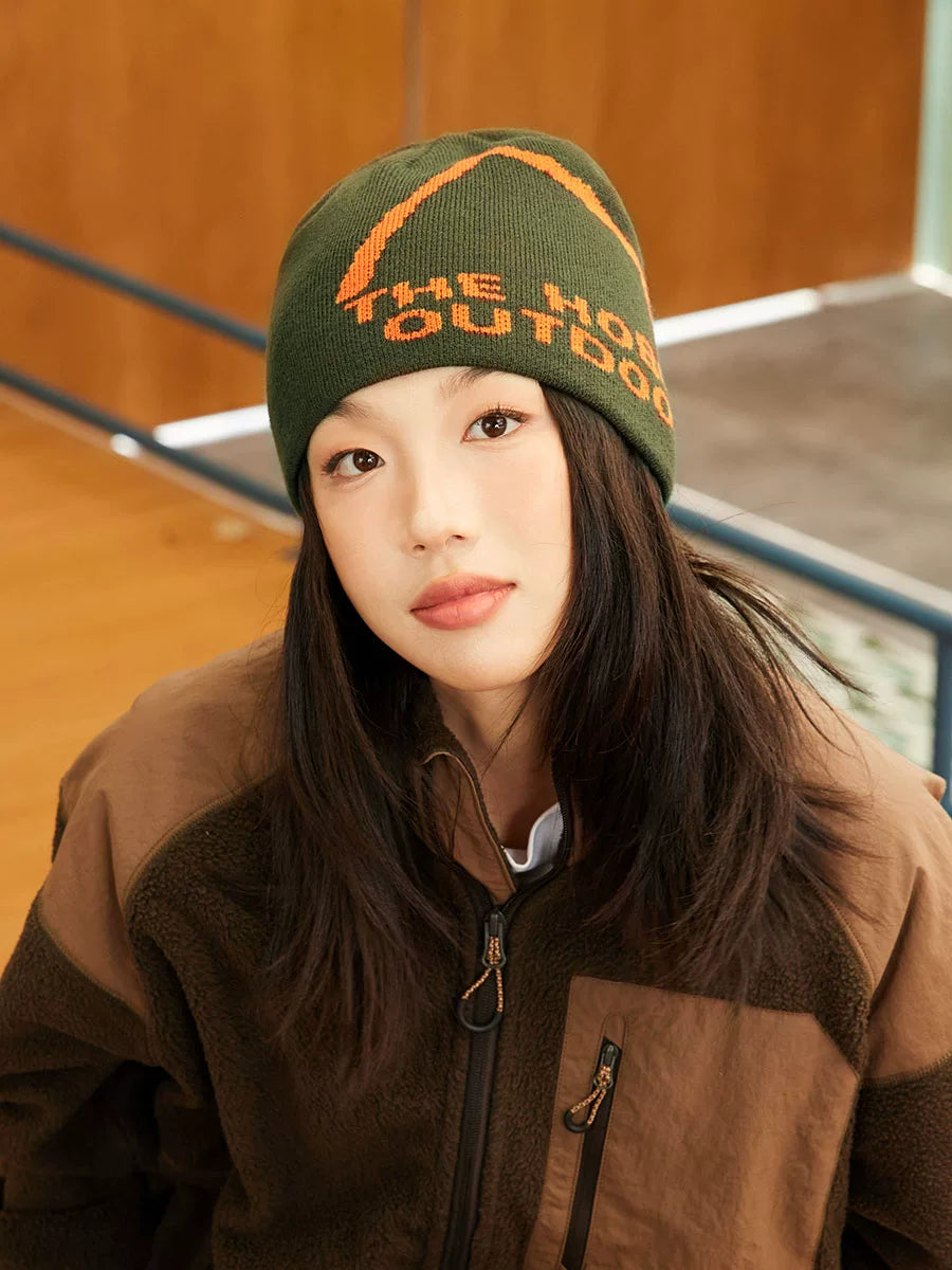 THE HOBOO Alphabet Jacquard Cold Knitted Hat
