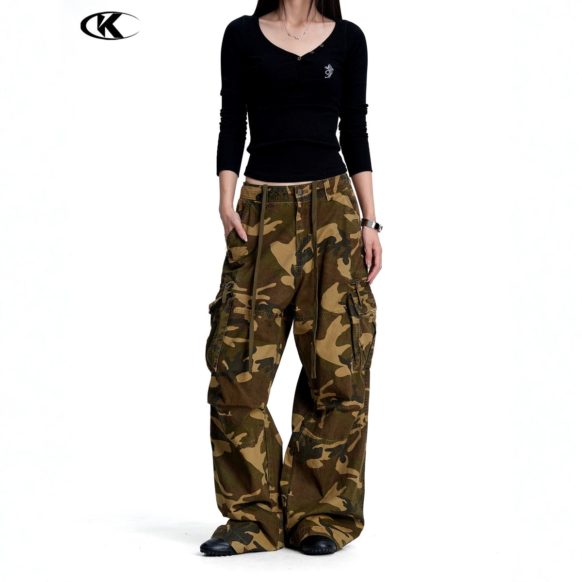 11KN Camo Wide-Leg Multi-Pocket Cargo Pants
