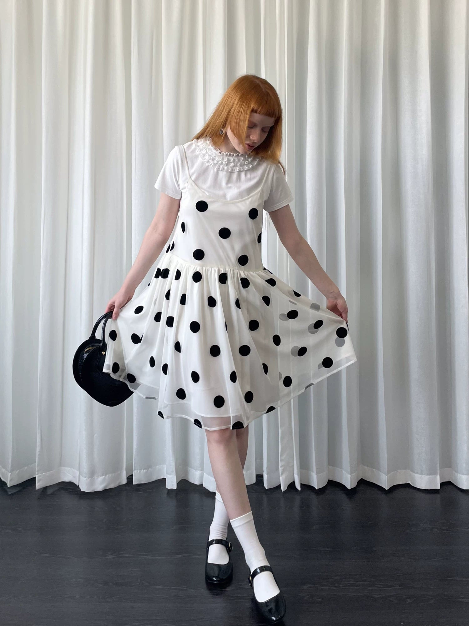 Loosesmell Splicing Pleated Dot Mesh Suspender Skirt
