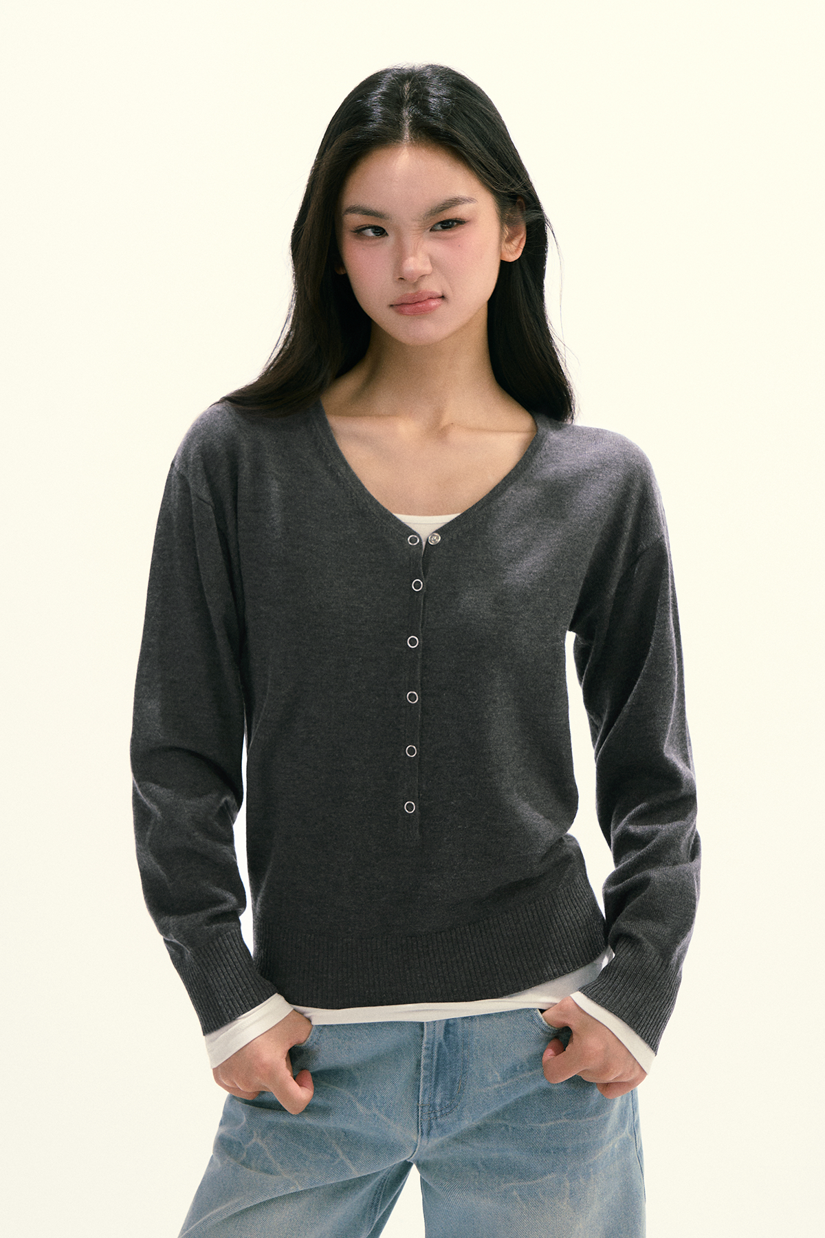 Ariseism Knitted Cardigan V-neck Cardigan