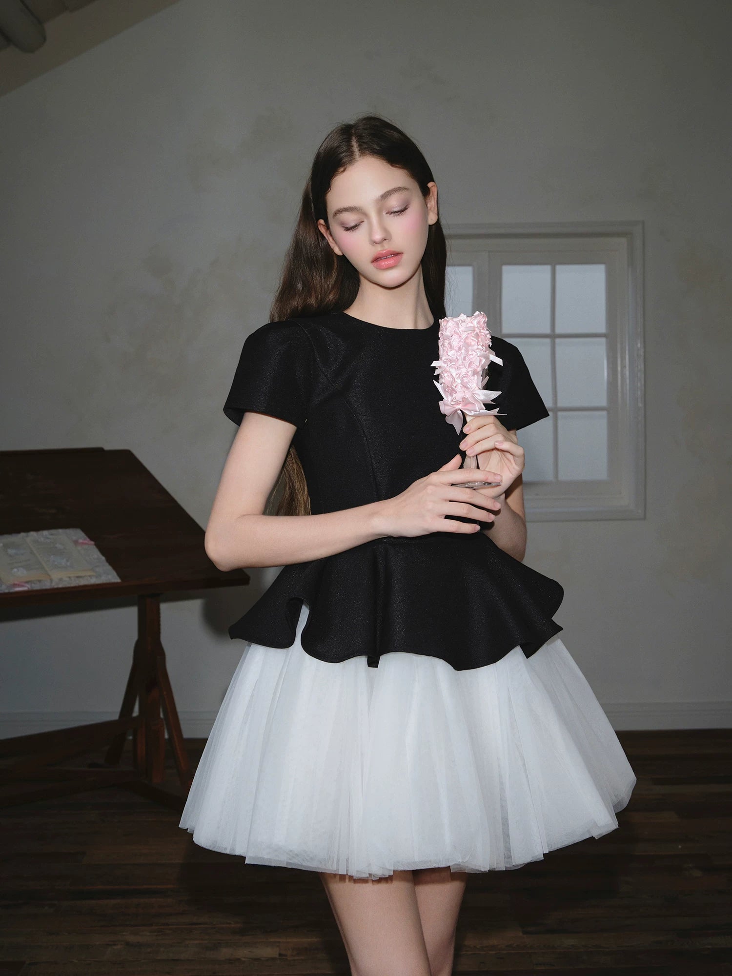 Avenement Mesh Stitching Temperament Waist Dress