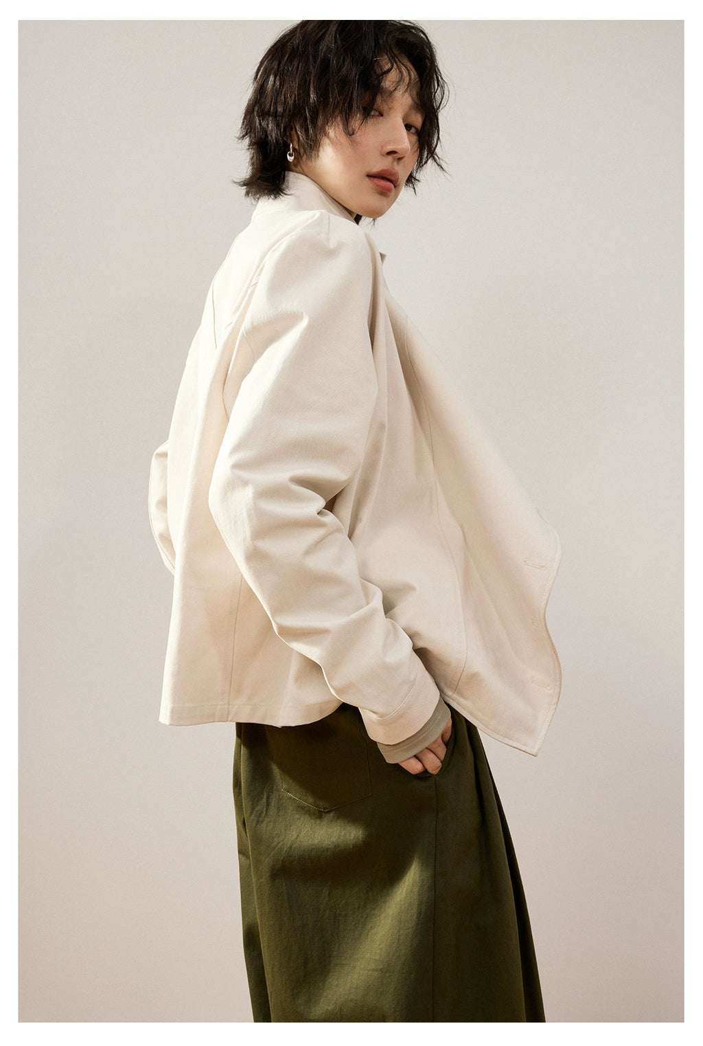 Sameuoo Irregular Button-down Short Jacket