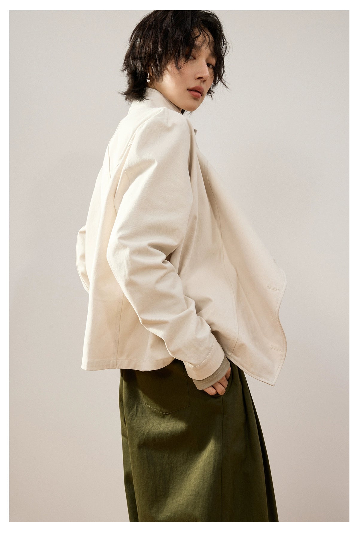 Sameuoo Irregular Button-down Short Jacket