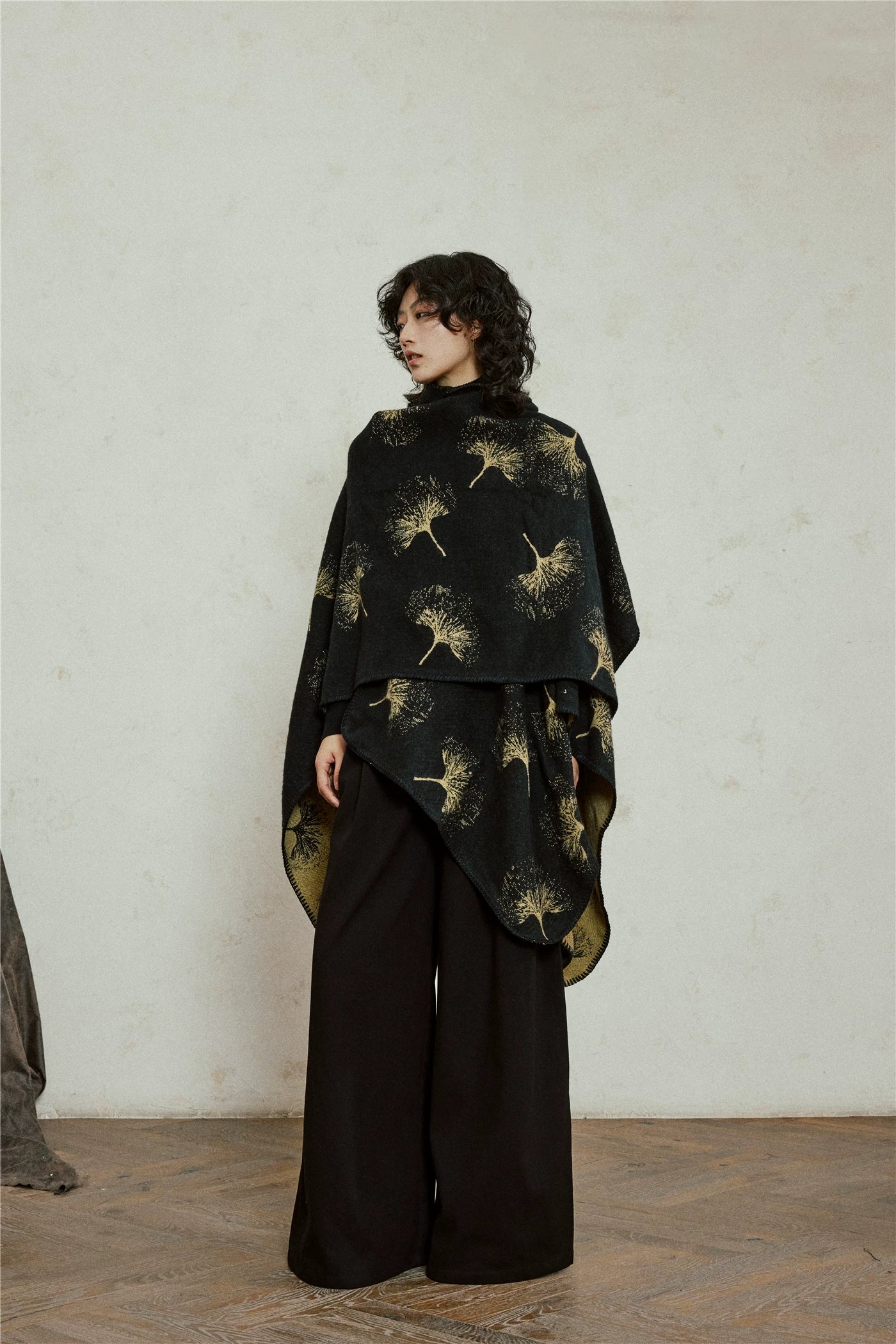 SUNYVONNE Warm Double-sided Knitted Outer Cape