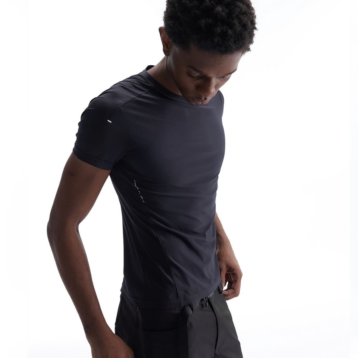 BEVAN UP Quick-Dry Moisture-Wicking Slim Fit Tee