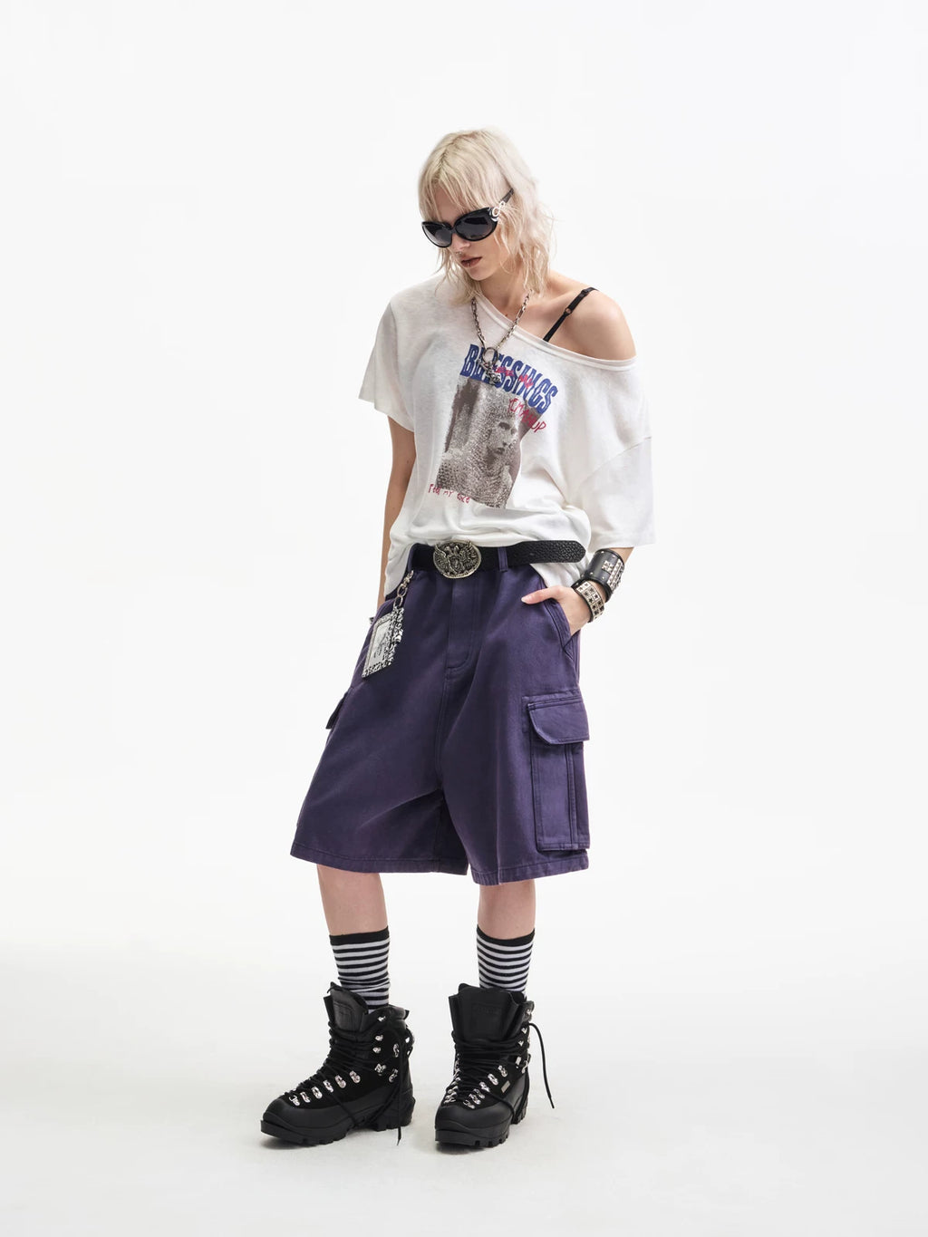 Yemanup Slogan Portrait Print Crew Neck Loose Tee