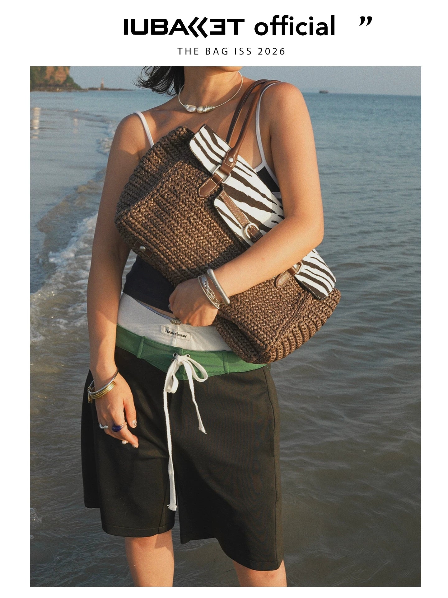 IUBALLET Holiday Wind Woven Large Capacity Tote Bag
