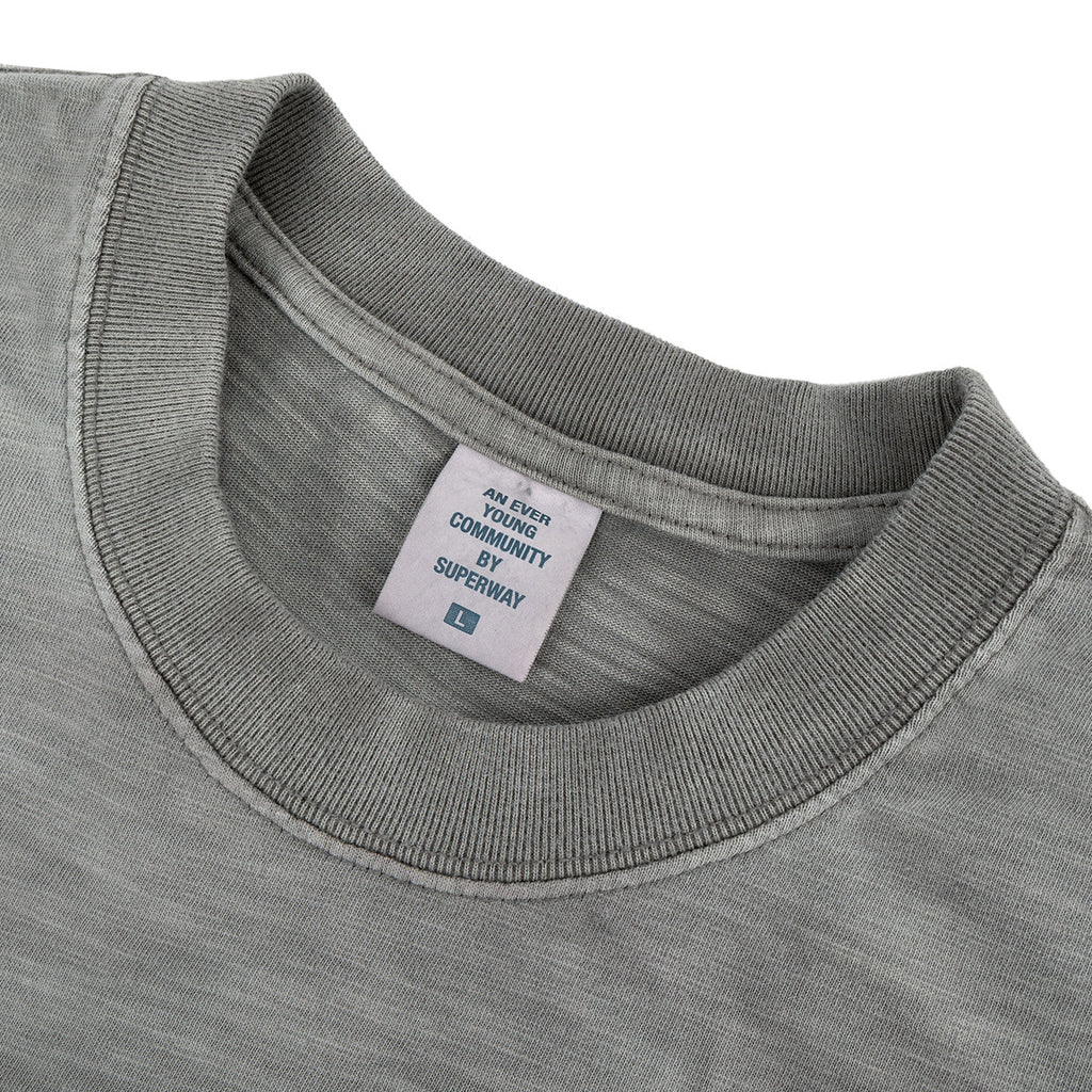 SUPER WAY Gradual Change Letter Print Tee