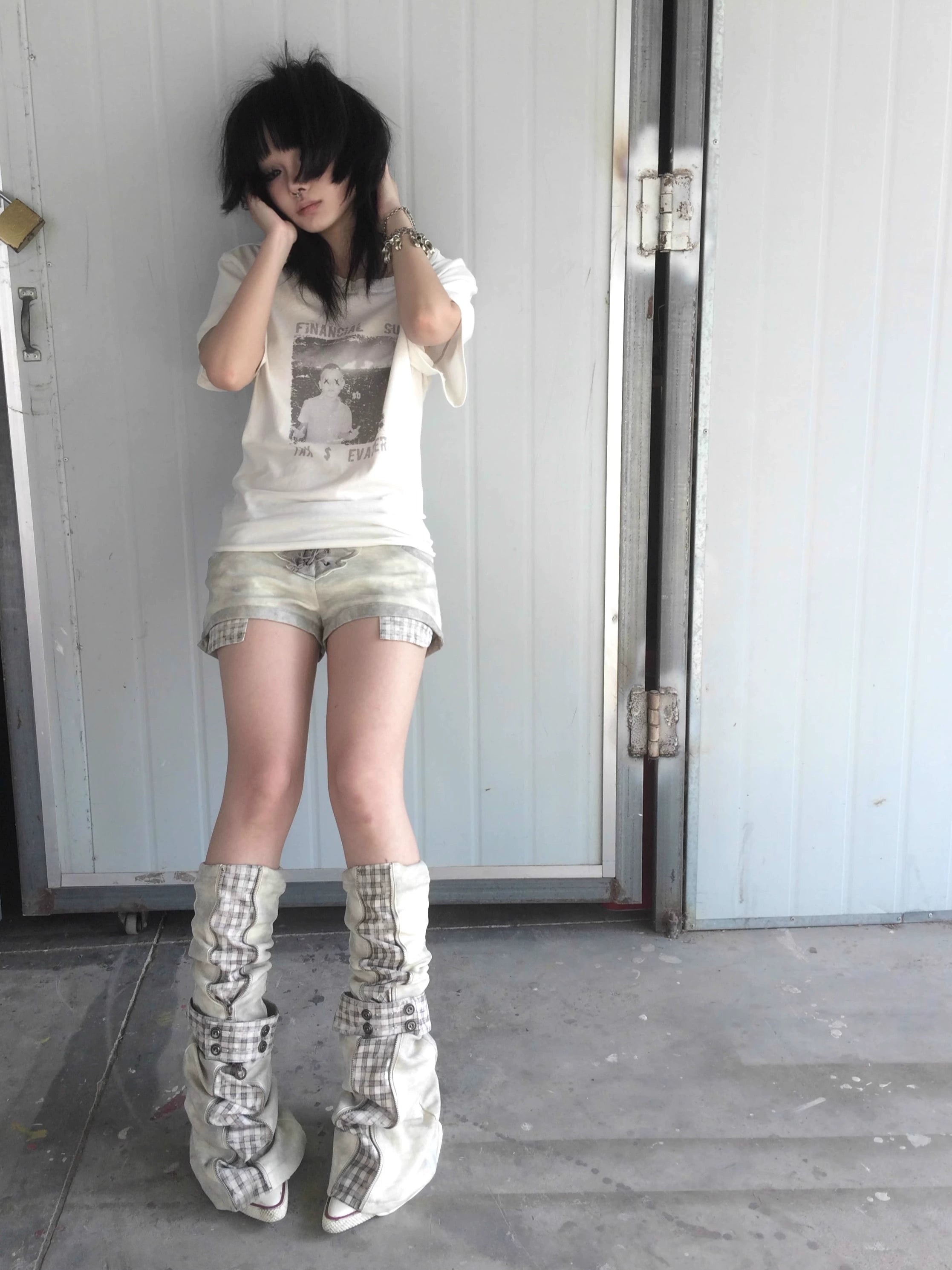 Imdelusion Thin Retro Double Neck Casual Tee
