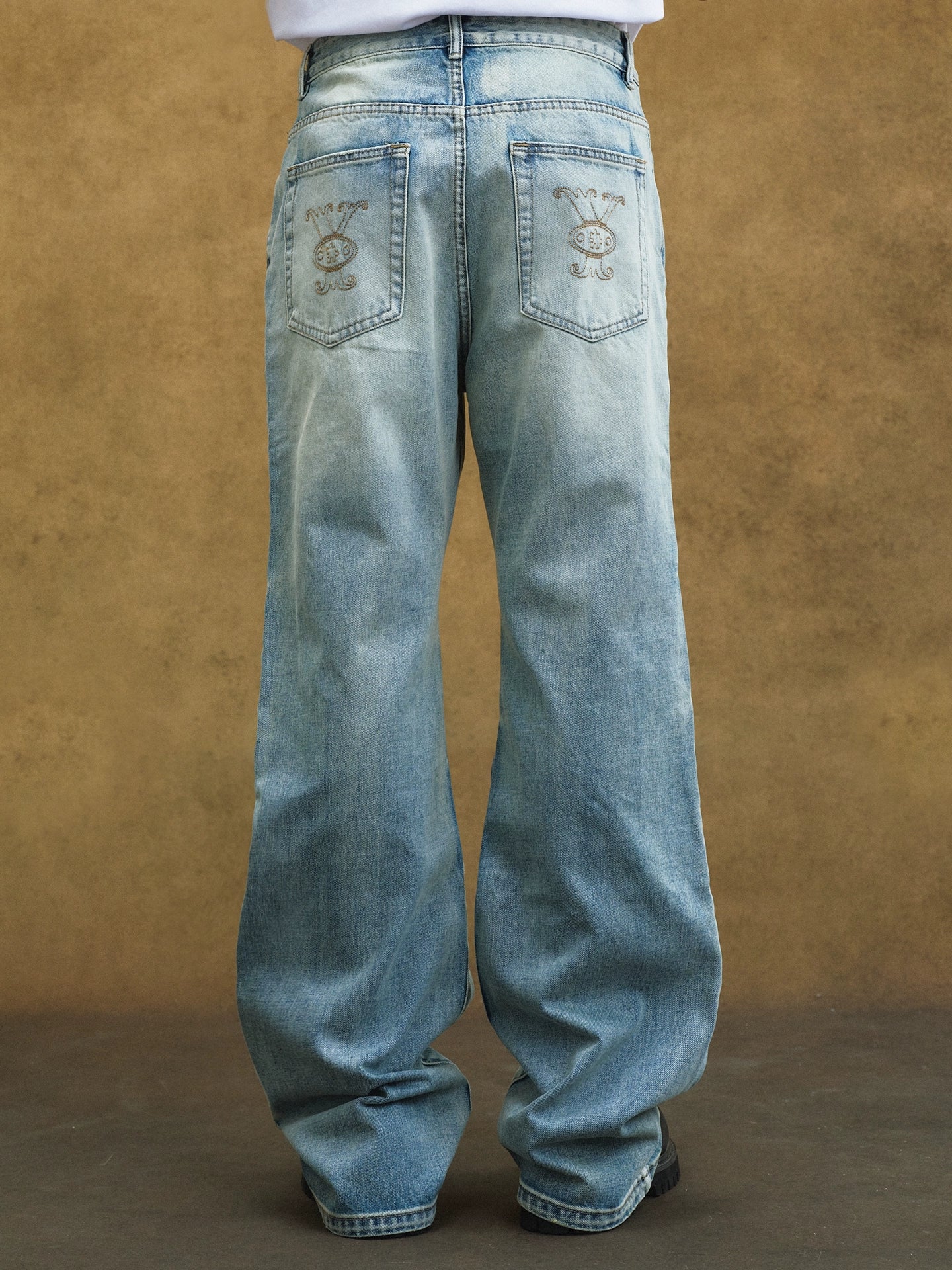 YADcrew Retro Cat Beard Loose Casual Jeans