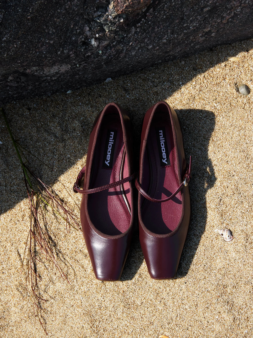 MILOOEY Leather Square-Toe Mary Jane