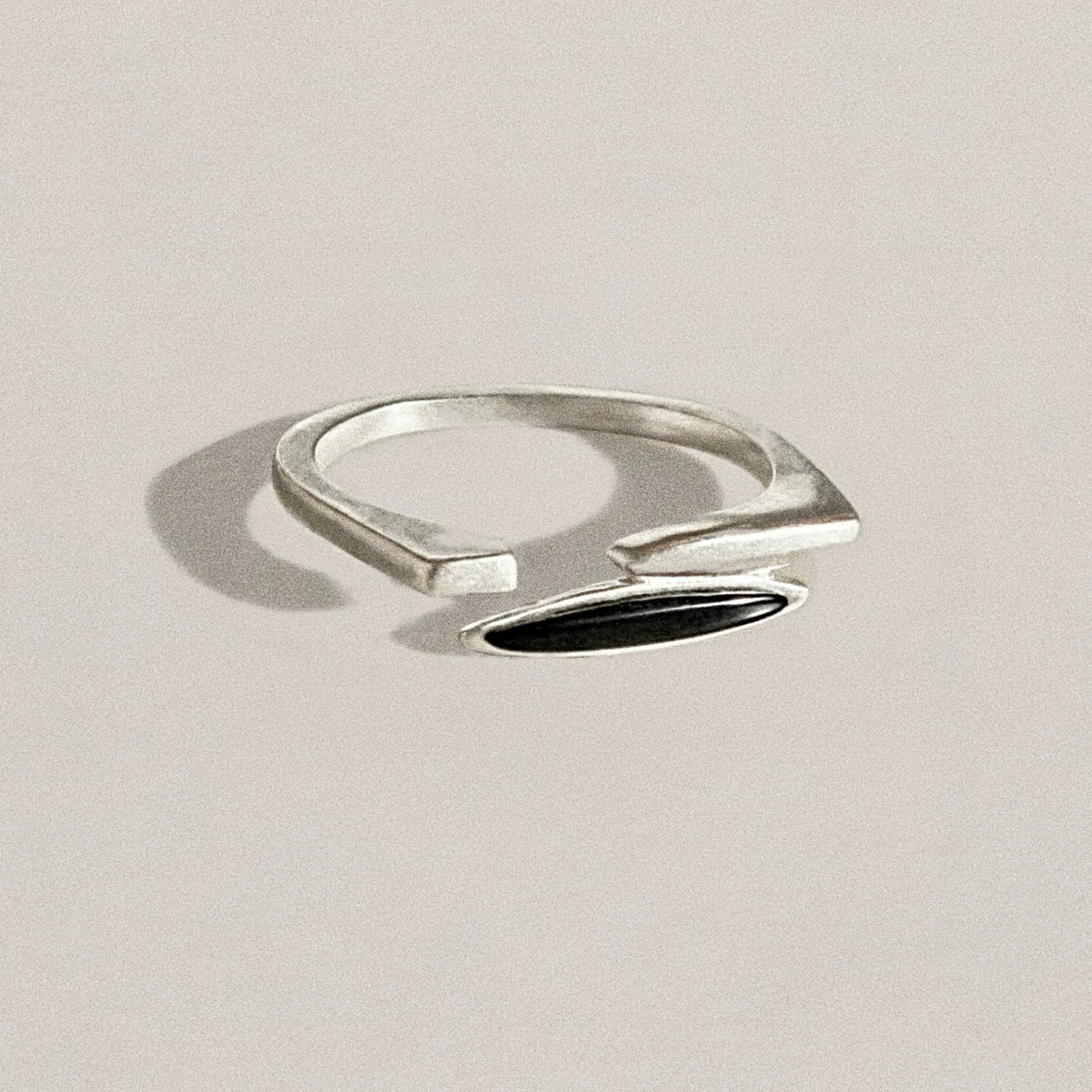 MEZZEM Sterling Silver Diamond-Shaped Black Onyx Open Ring
