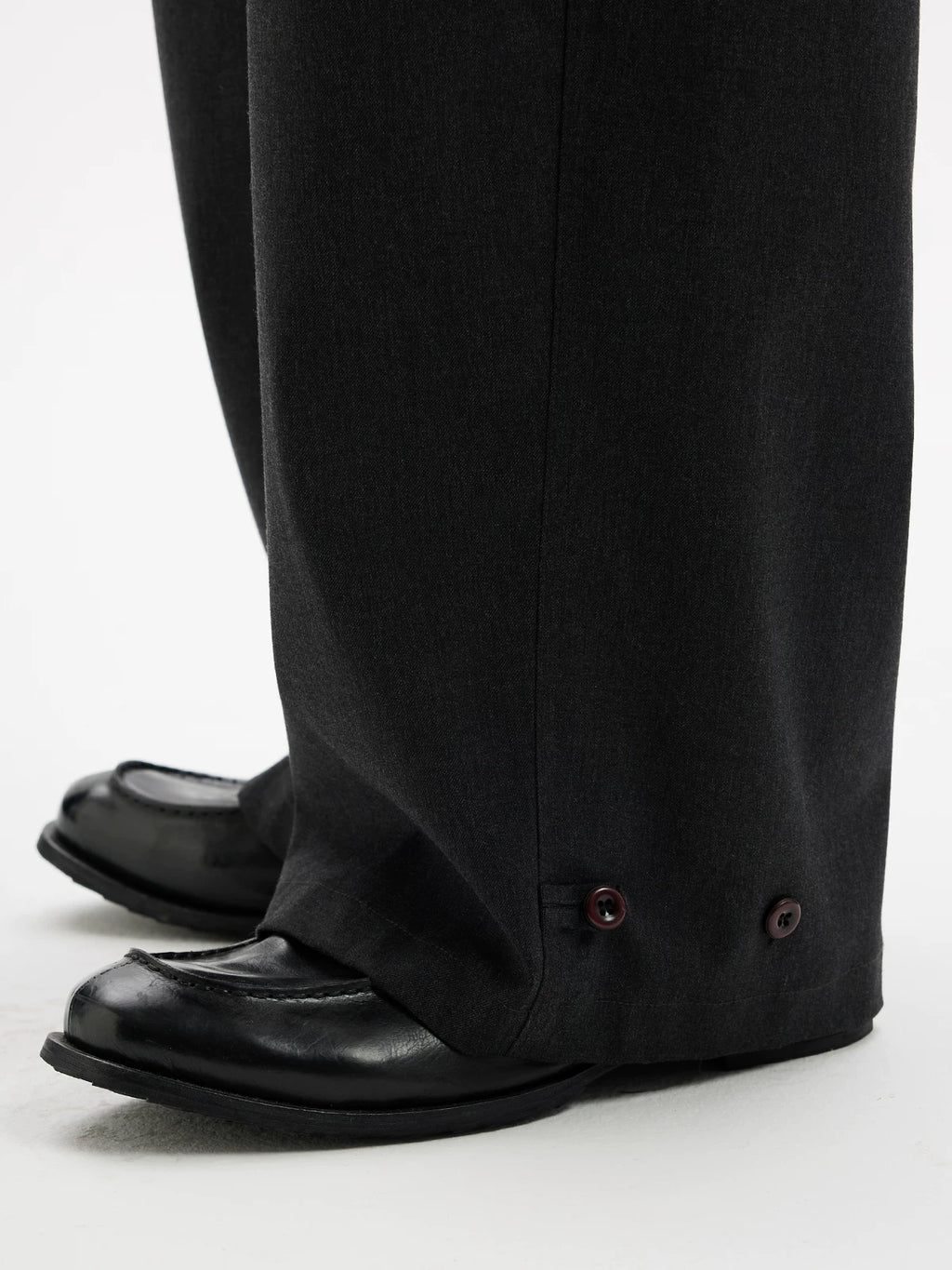 BUTTBILL Relaxed Straight-Leg Pleated Trousers