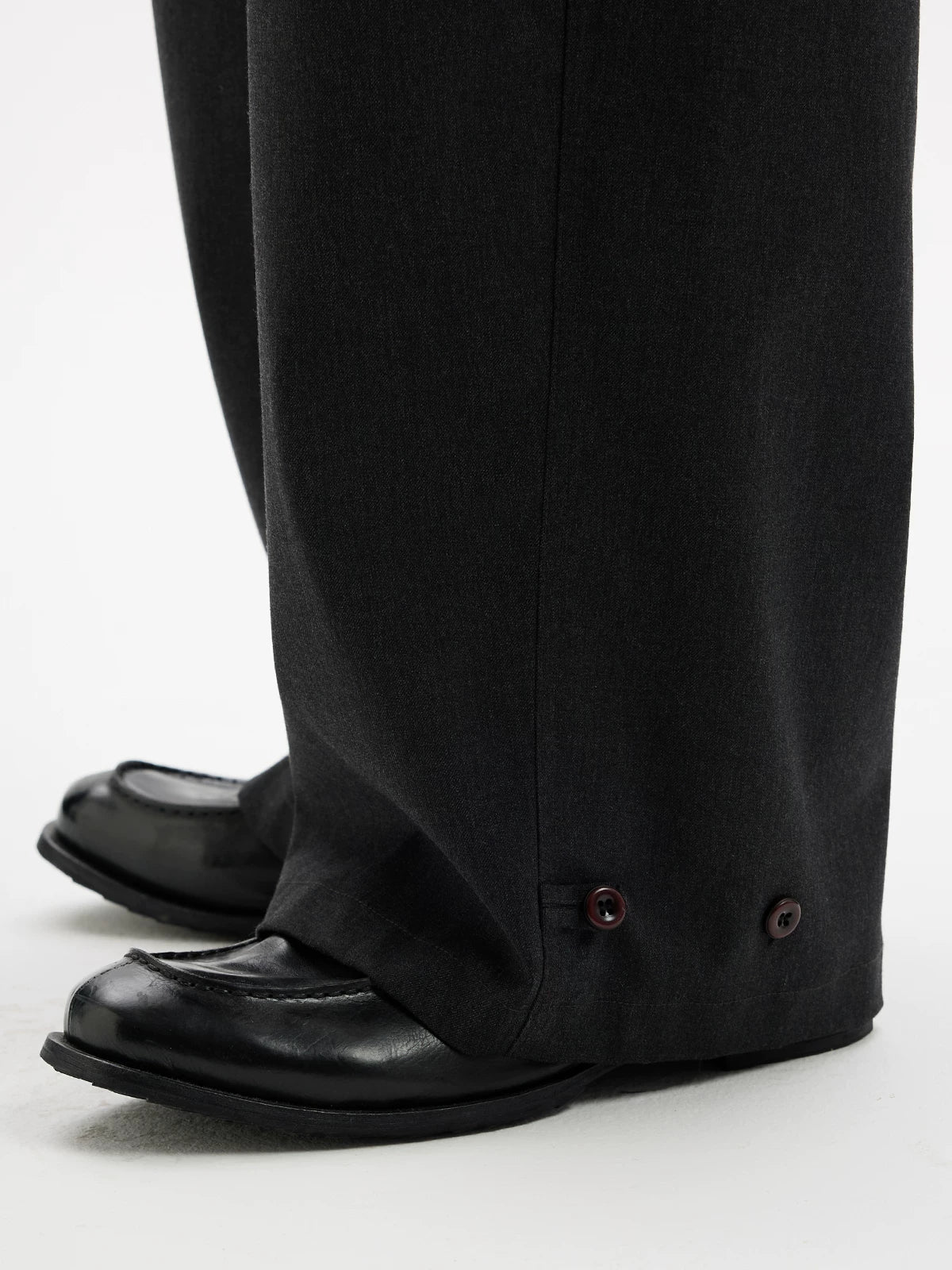 BUTTBILL Relaxed Straight-Leg Pleated Trousers